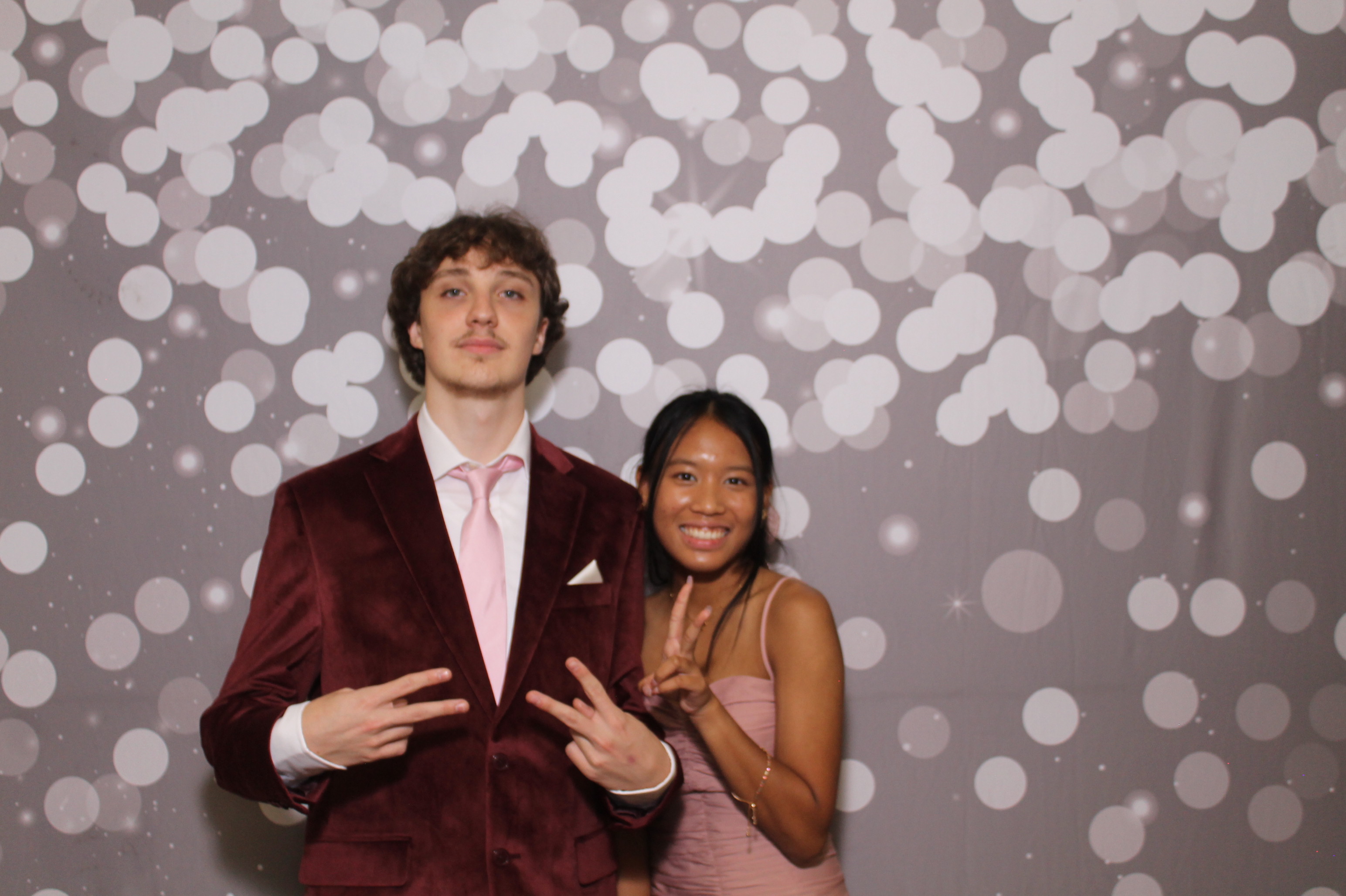 Walnut Hills Homecoming | View more photos from the event at gallery.photoboothcincy.com/u/PhotoBoothCincy/Walnut-Hills-Homecoming