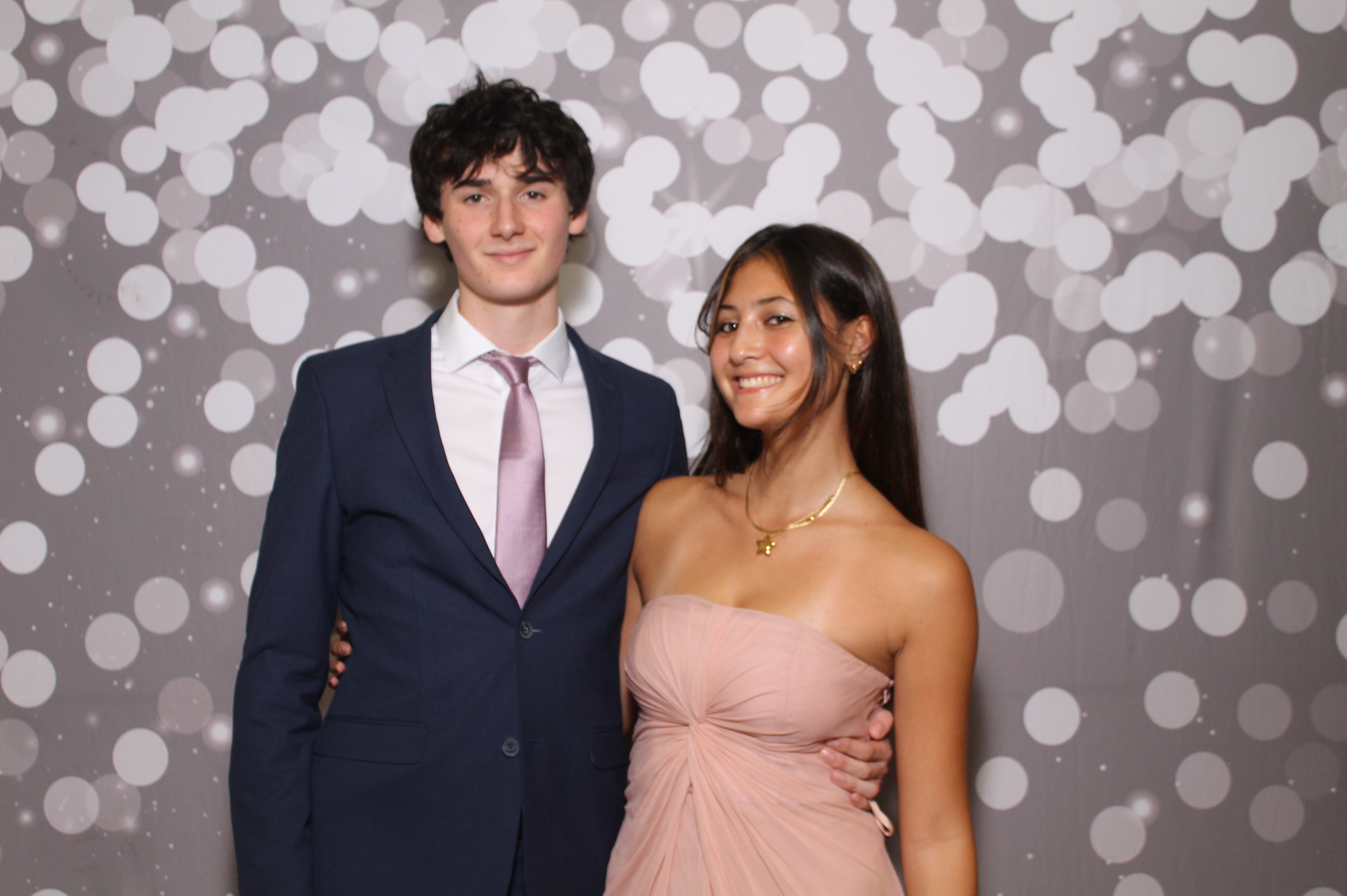 Walnut Hills Homecoming | View more photos from the event at gallery.photoboothcincy.com/u/PhotoBoothCincy/Walnut-Hills-Homecoming