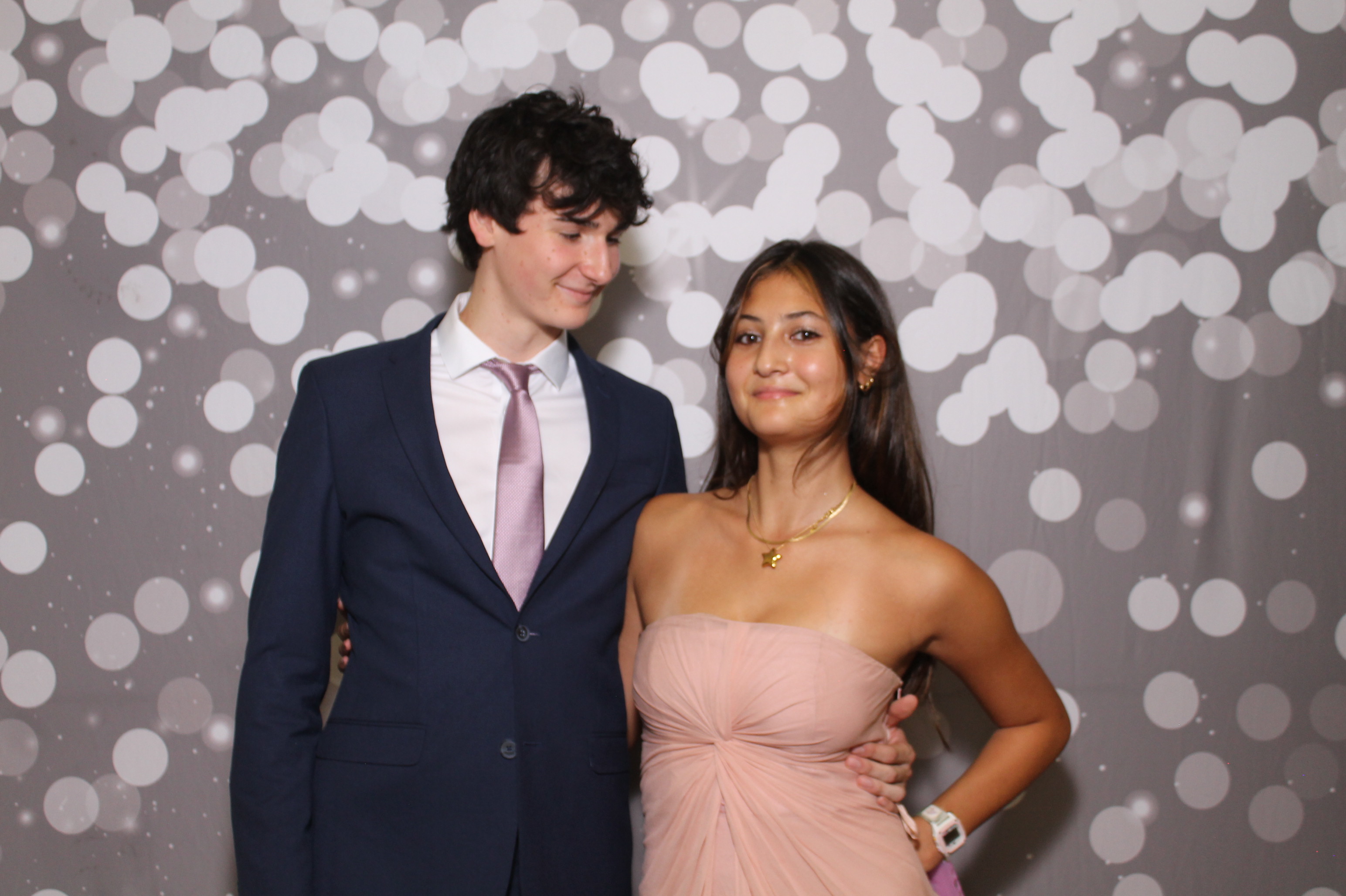 Walnut Hills Homecoming | View more photos from the event at gallery.photoboothcincy.com/u/PhotoBoothCincy/Walnut-Hills-Homecoming