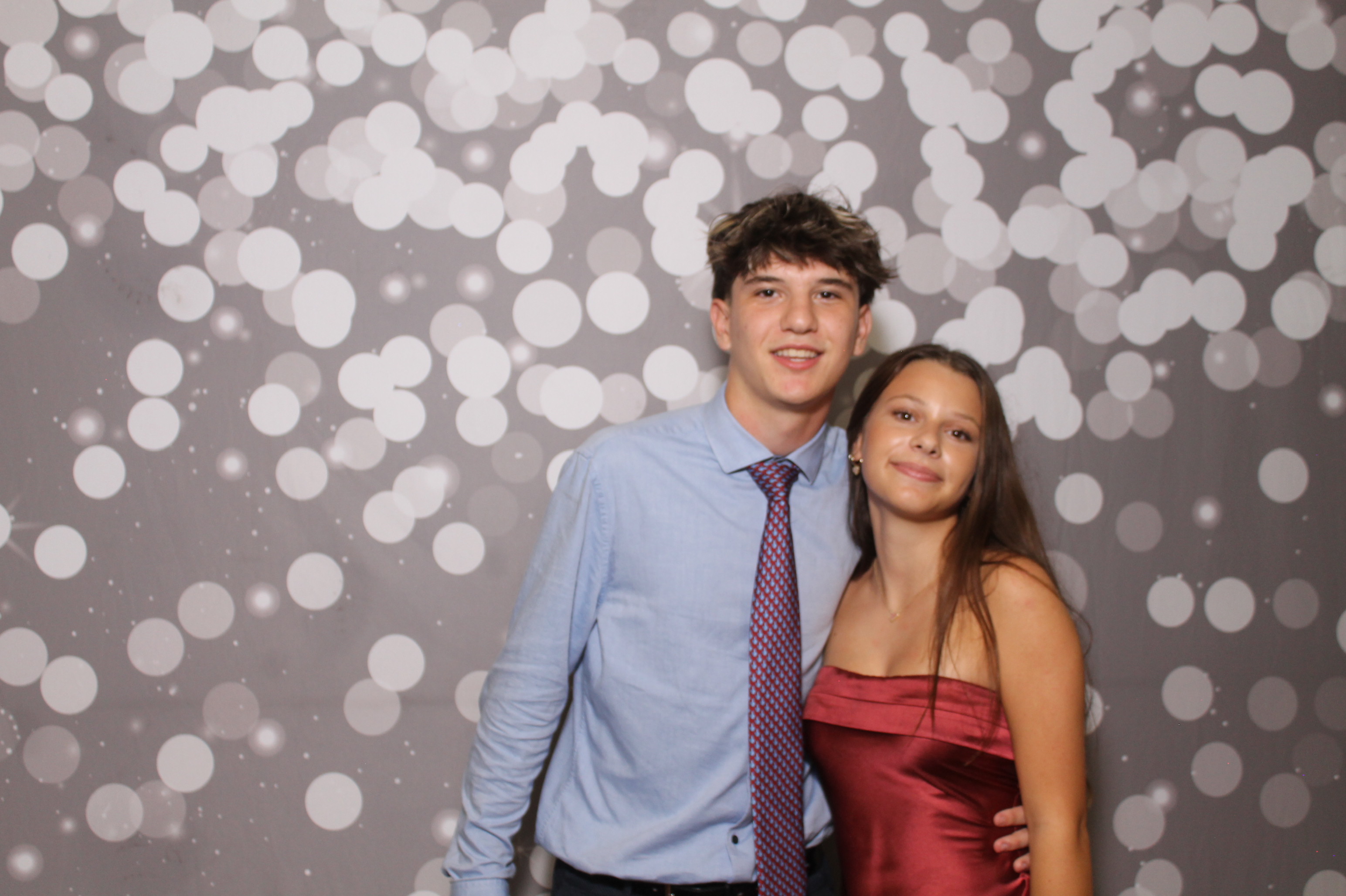 Walnut Hills Homecoming | View more photos from the event at gallery.photoboothcincy.com/u/PhotoBoothCincy/Walnut-Hills-Homecoming