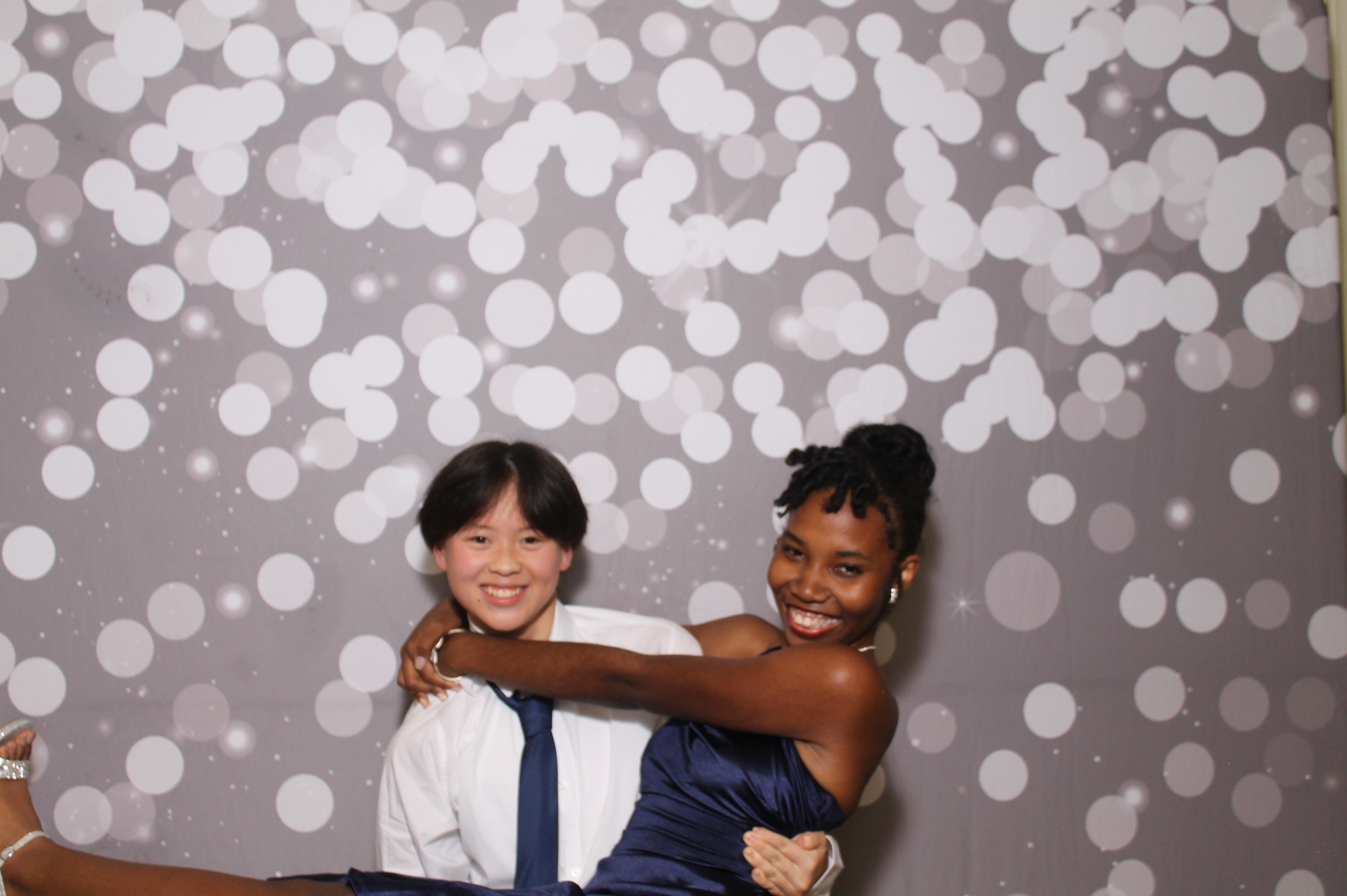 Walnut Hills Homecoming | View more photos from the event at gallery.photoboothcincy.com/u/PhotoBoothCincy/Walnut-Hills-Homecoming