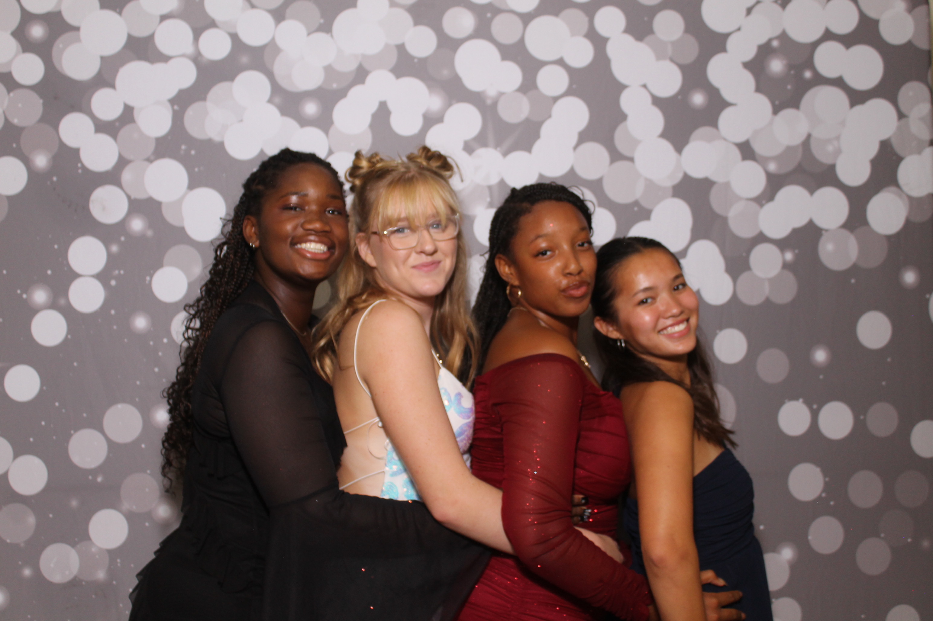 Walnut Hills Homecoming | View more photos from the event at gallery.photoboothcincy.com/u/PhotoBoothCincy/Walnut-Hills-Homecoming
