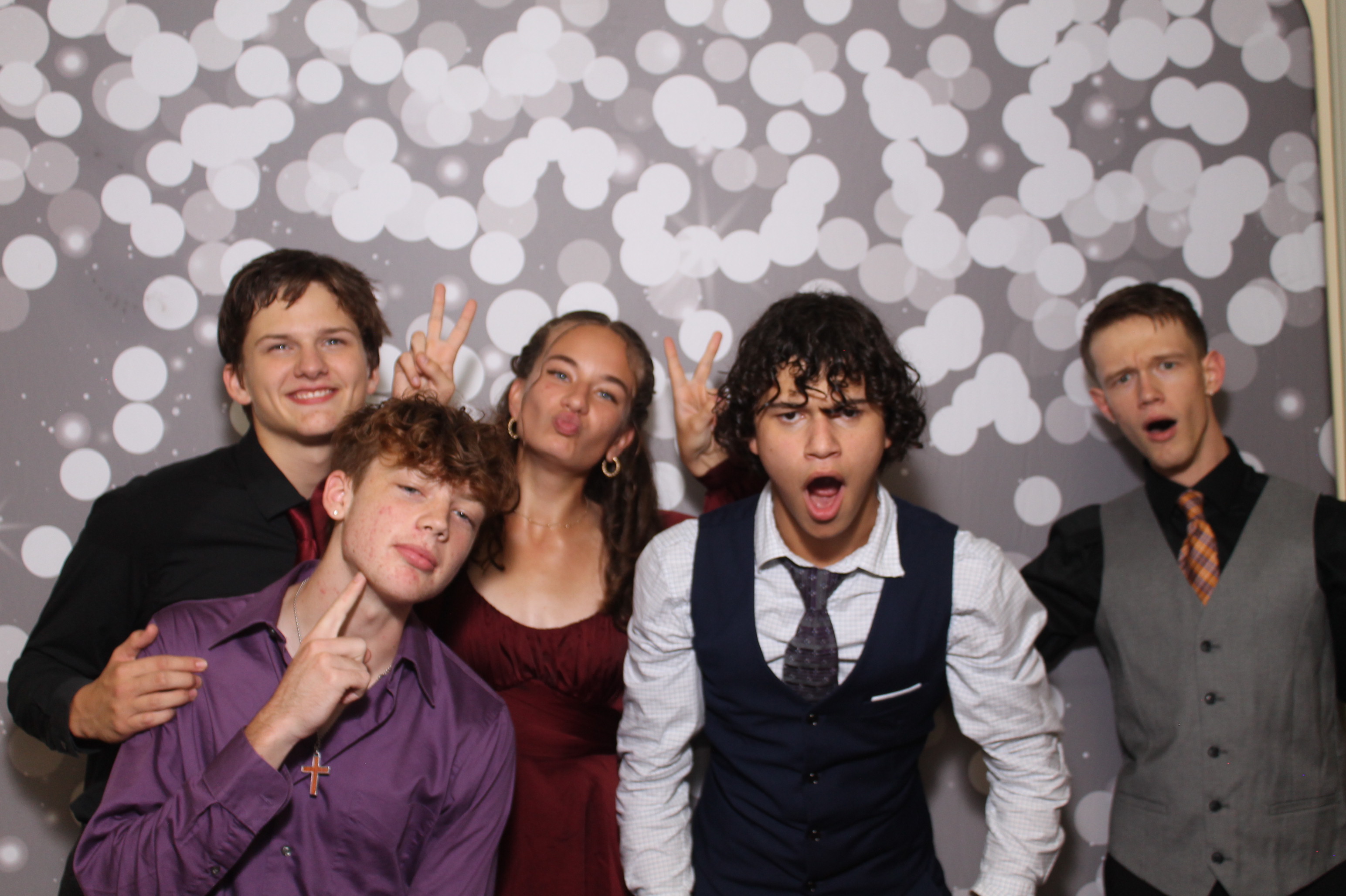 Walnut Hills Homecoming | View more photos from the event at gallery.photoboothcincy.com/u/PhotoBoothCincy/Walnut-Hills-Homecoming