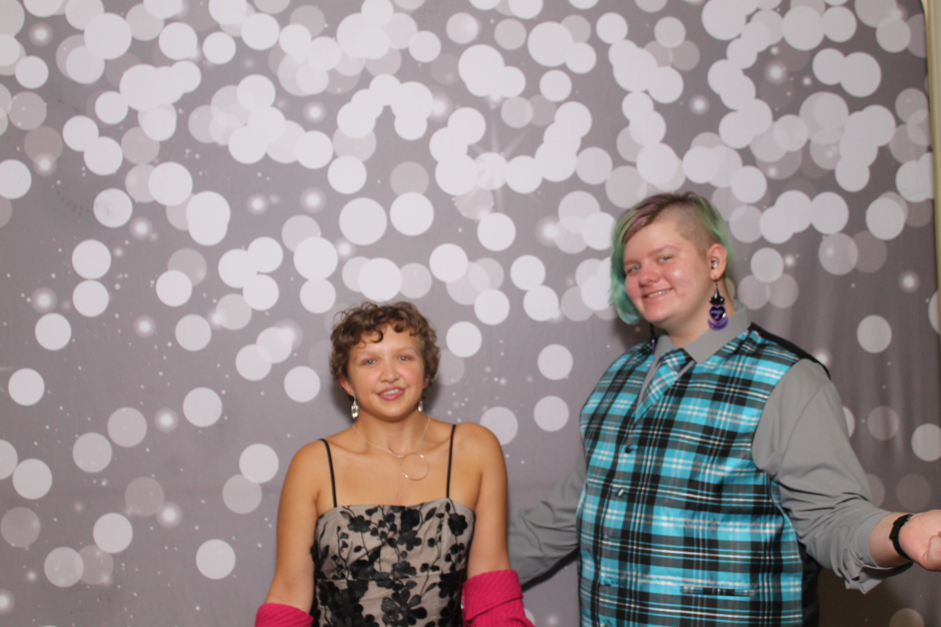 Walnut Hills Homecoming | View more photos from the event at gallery.photoboothcincy.com/u/PhotoBoothCincy/Walnut-Hills-Homecoming