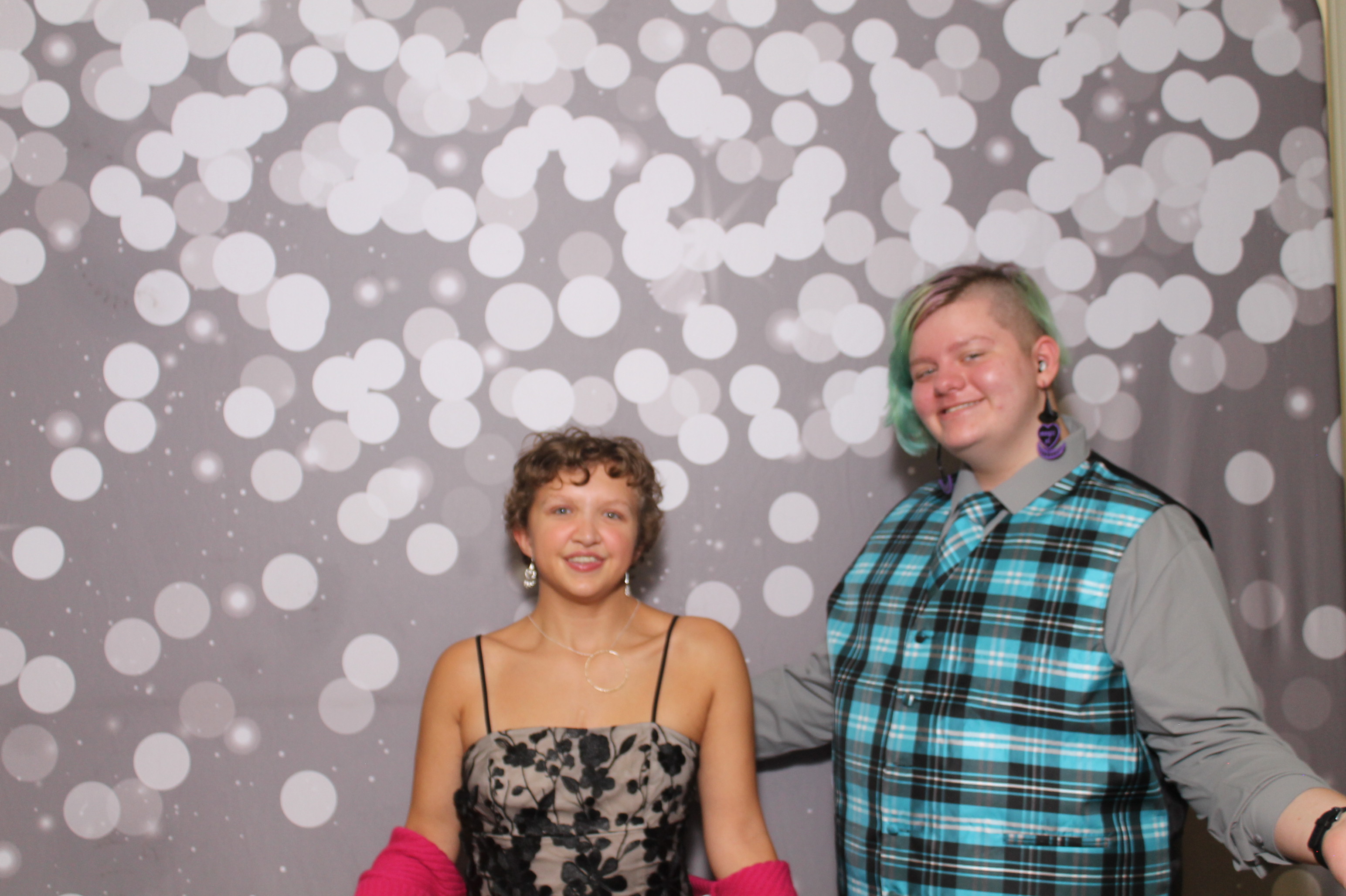 Walnut Hills Homecoming | View more photos from the event at gallery.photoboothcincy.com/u/PhotoBoothCincy/Walnut-Hills-Homecoming