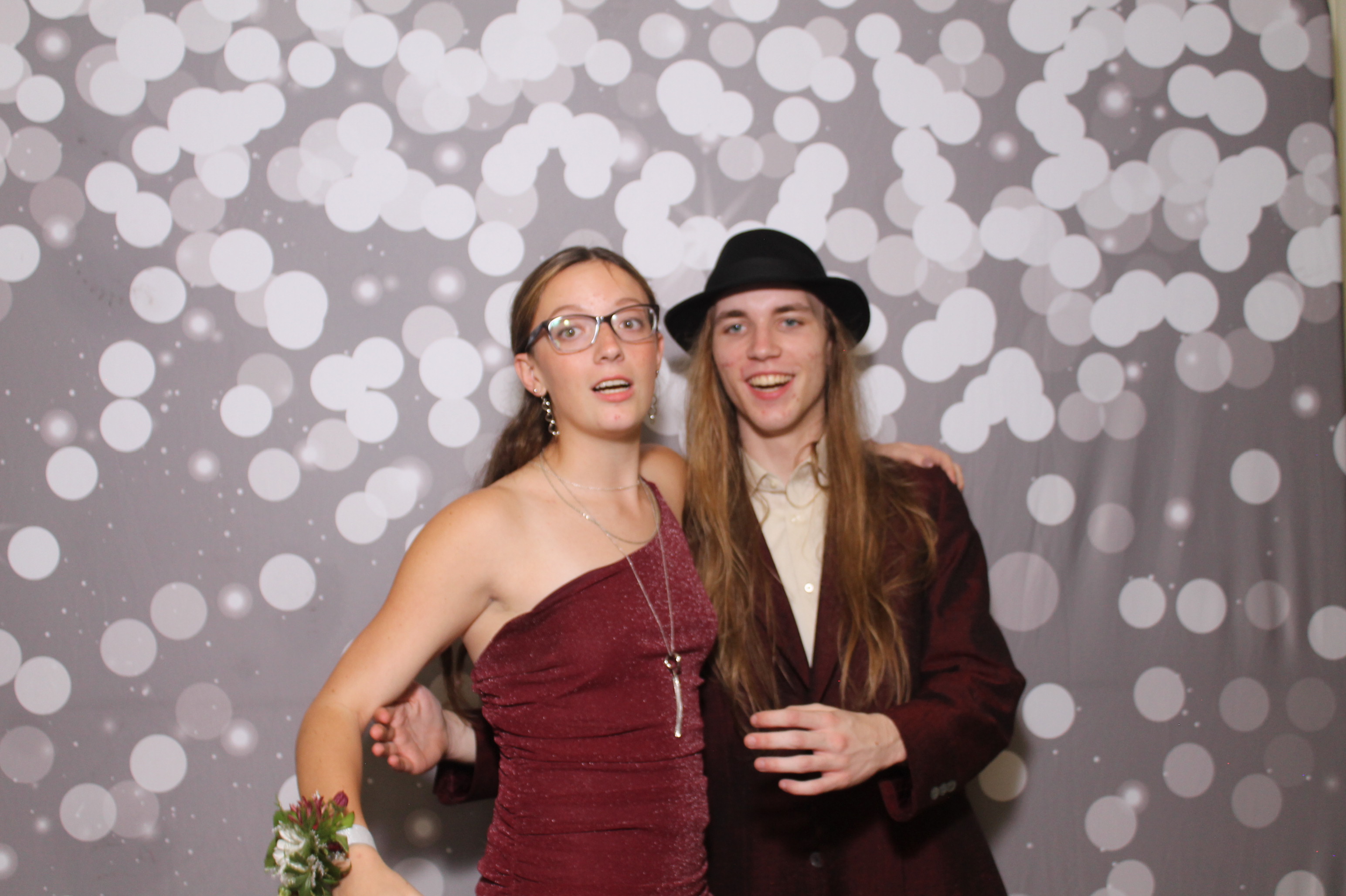 Walnut Hills Homecoming | View more photos from the event at gallery.photoboothcincy.com/u/PhotoBoothCincy/Walnut-Hills-Homecoming
