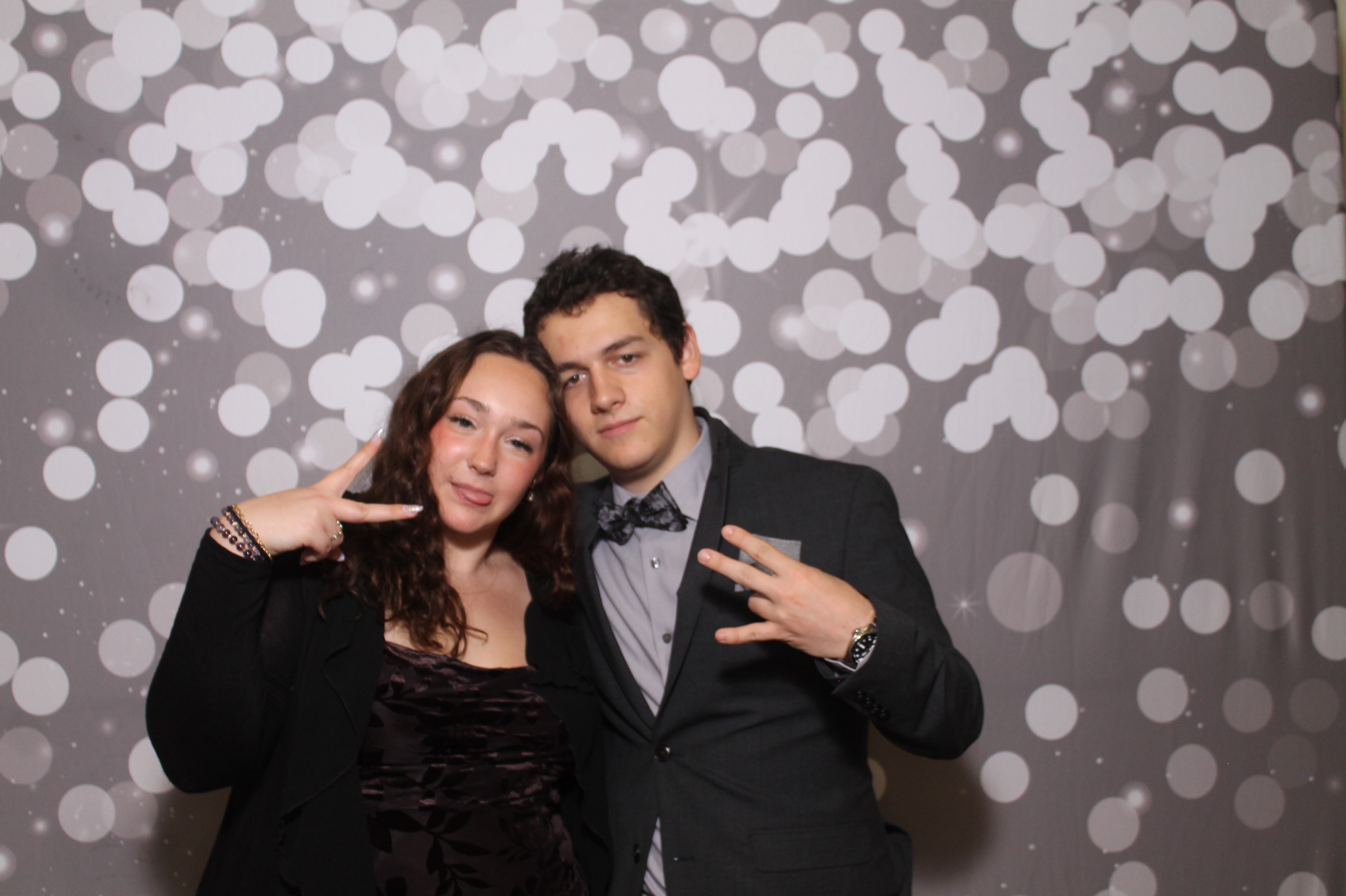Walnut Hills Homecoming | View more photos from the event at gallery.photoboothcincy.com/u/PhotoBoothCincy/Walnut-Hills-Homecoming