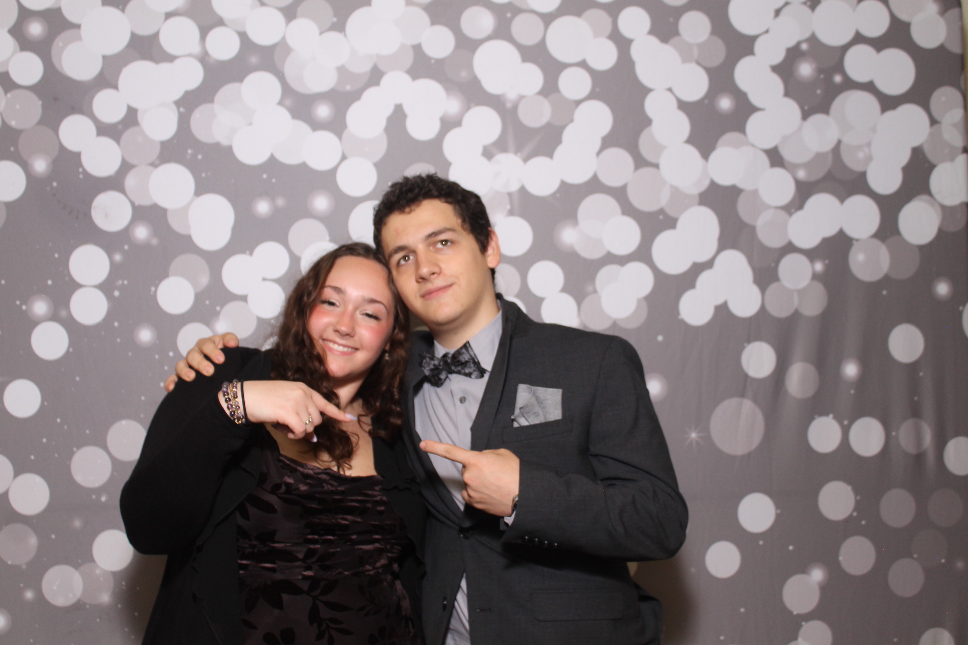 Walnut Hills Homecoming | View more photos from the event at gallery.photoboothcincy.com/u/PhotoBoothCincy/Walnut-Hills-Homecoming