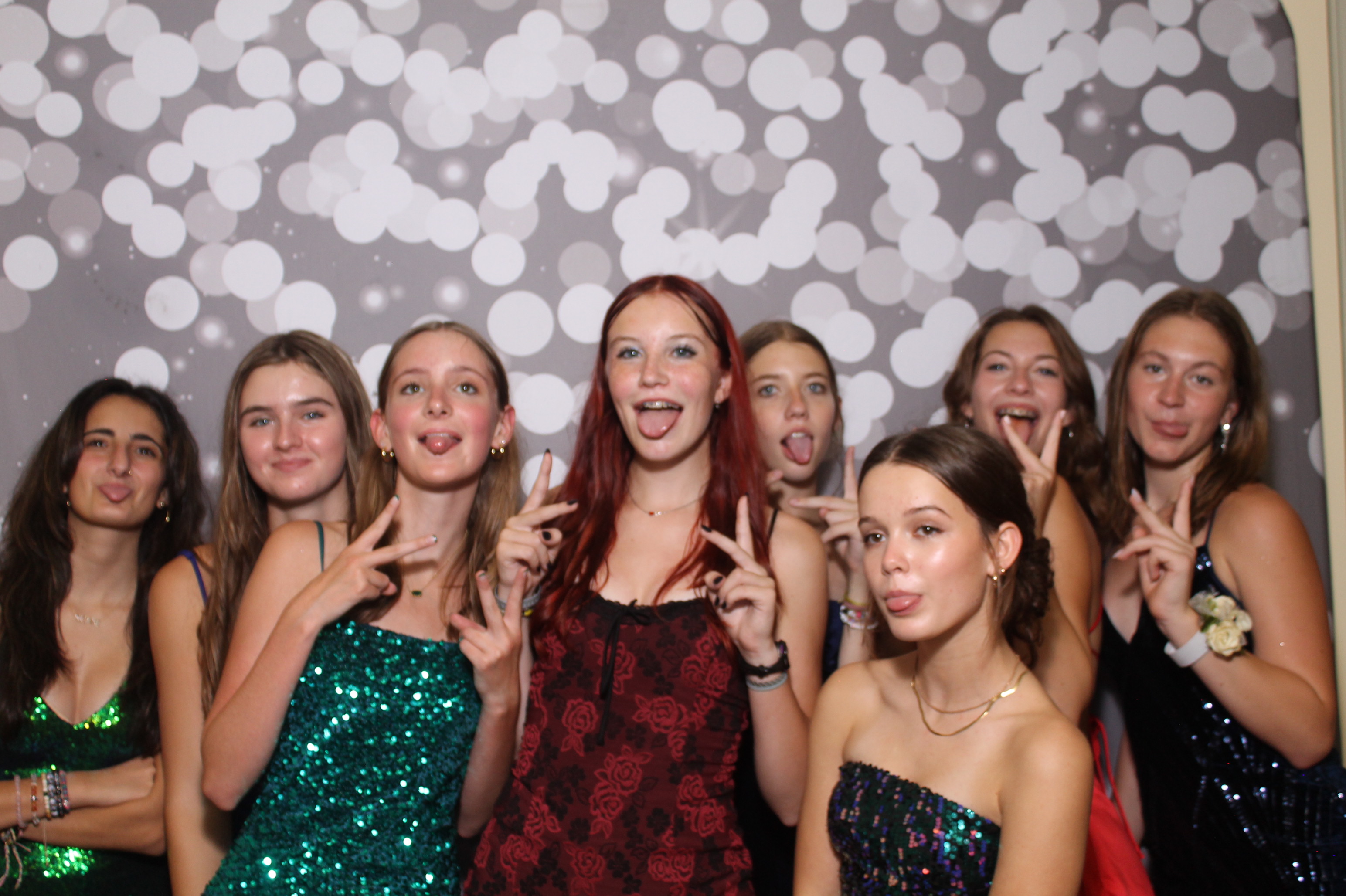 Walnut Hills Homecoming | View more photos from the event at gallery.photoboothcincy.com/u/PhotoBoothCincy/Walnut-Hills-Homecoming