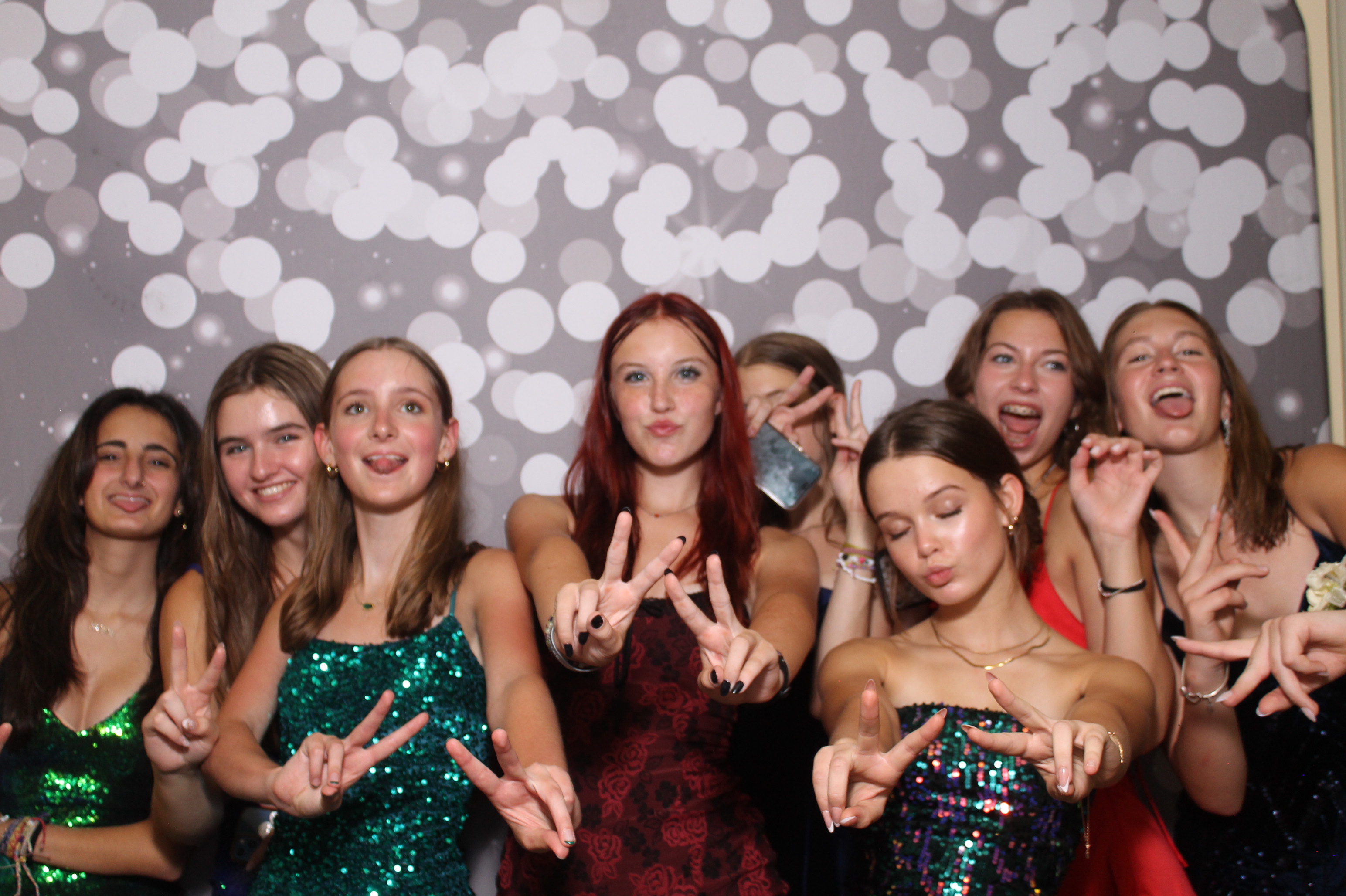 Walnut Hills Homecoming | View more photos from the event at gallery.photoboothcincy.com/u/PhotoBoothCincy/Walnut-Hills-Homecoming
