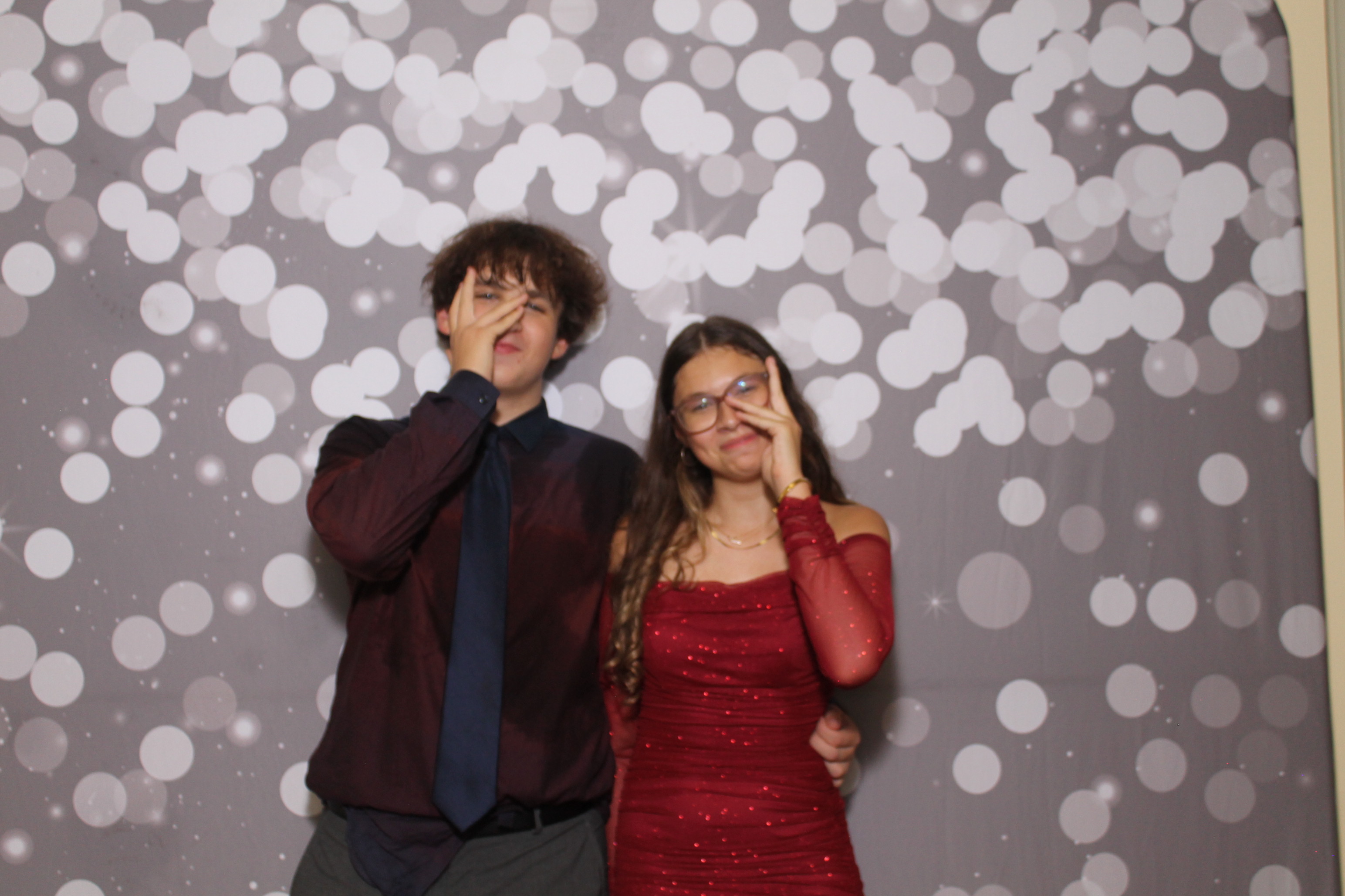 Walnut Hills Homecoming | View more photos from the event at gallery.photoboothcincy.com/u/PhotoBoothCincy/Walnut-Hills-Homecoming