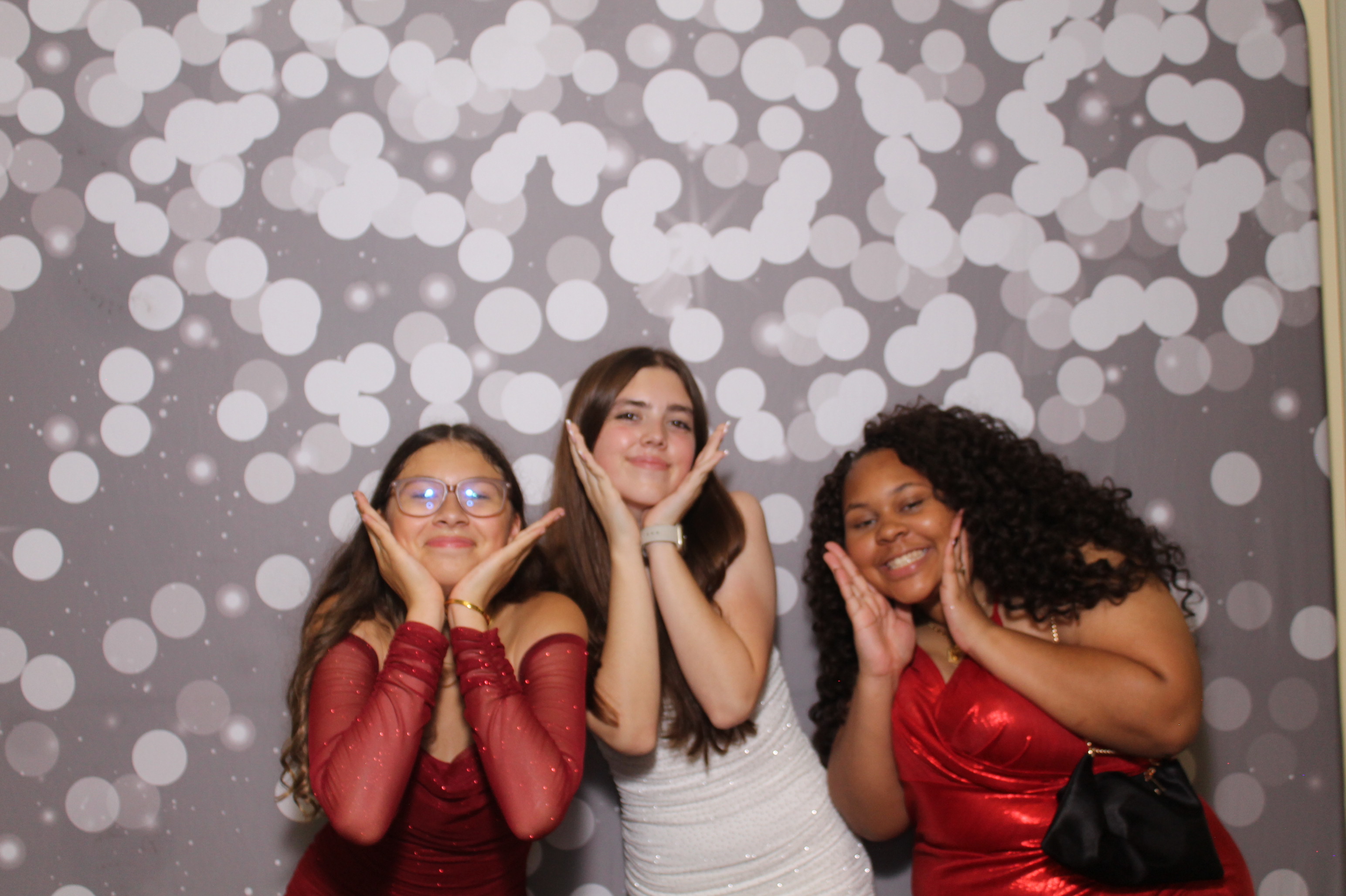 Walnut Hills Homecoming | View more photos from the event at gallery.photoboothcincy.com/u/PhotoBoothCincy/Walnut-Hills-Homecoming