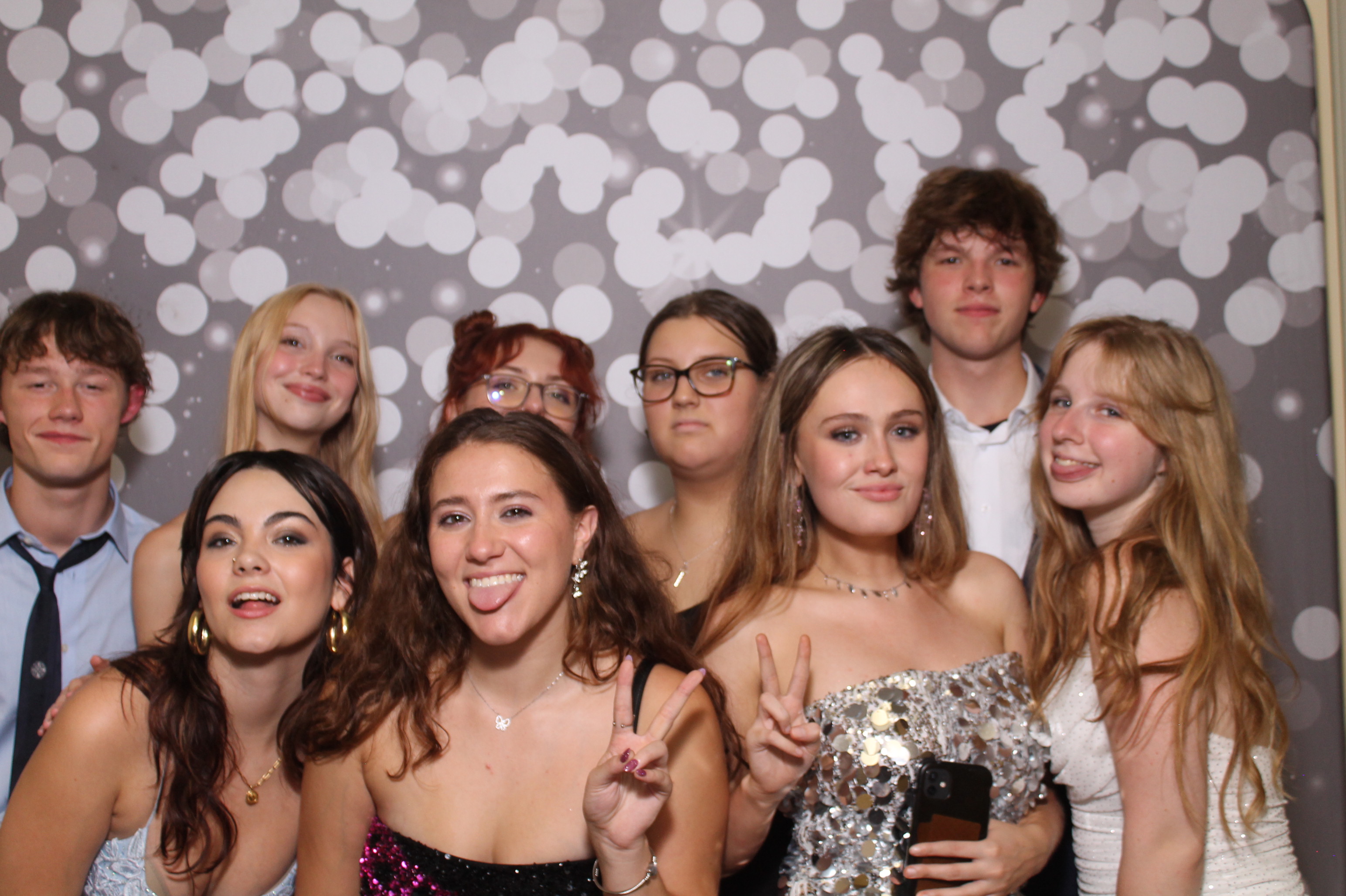 Walnut Hills Homecoming | View more photos from the event at gallery.photoboothcincy.com/u/PhotoBoothCincy/Walnut-Hills-Homecoming