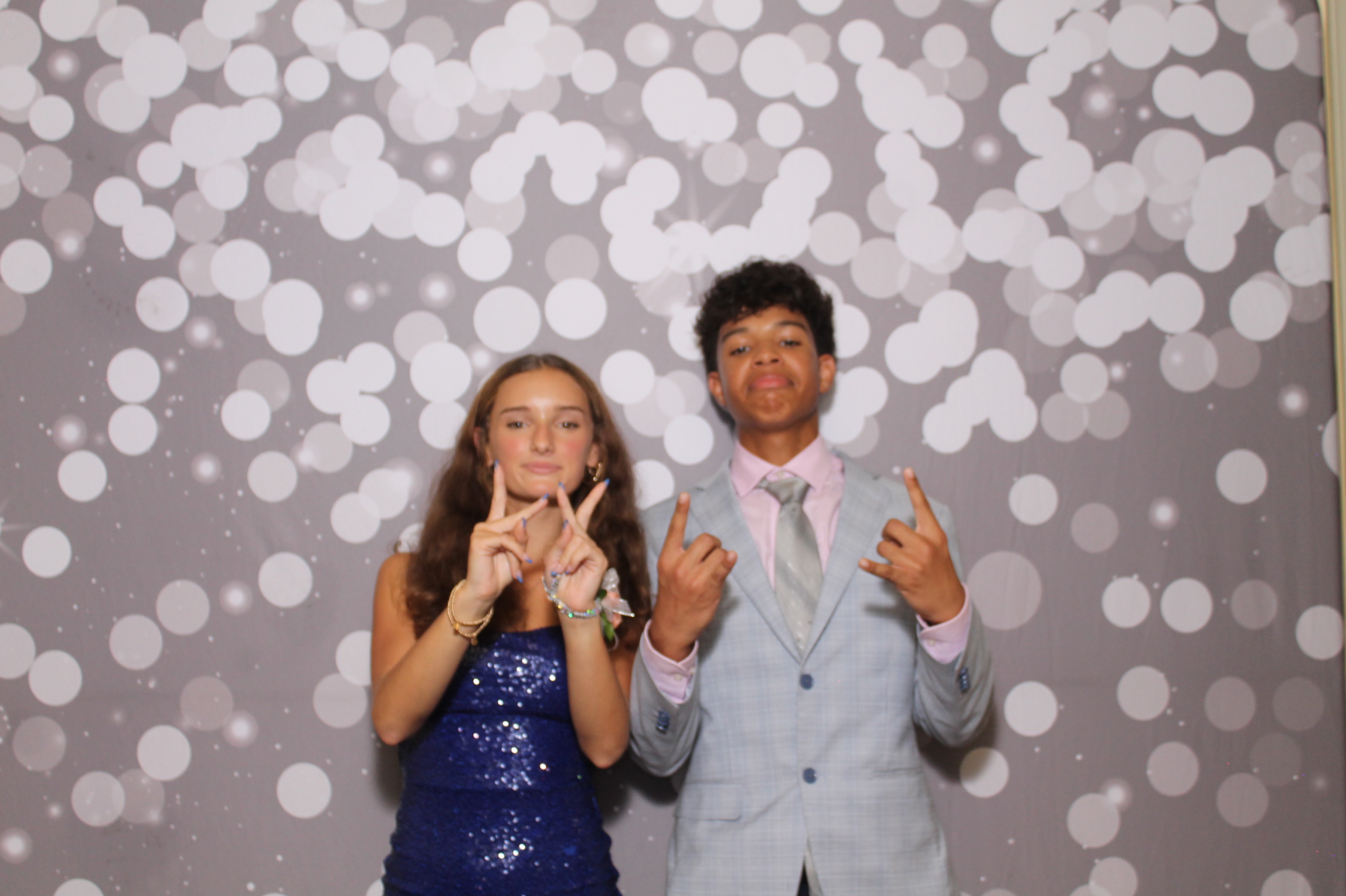 Walnut Hills Homecoming | View more photos from the event at gallery.photoboothcincy.com/u/PhotoBoothCincy/Walnut-Hills-Homecoming