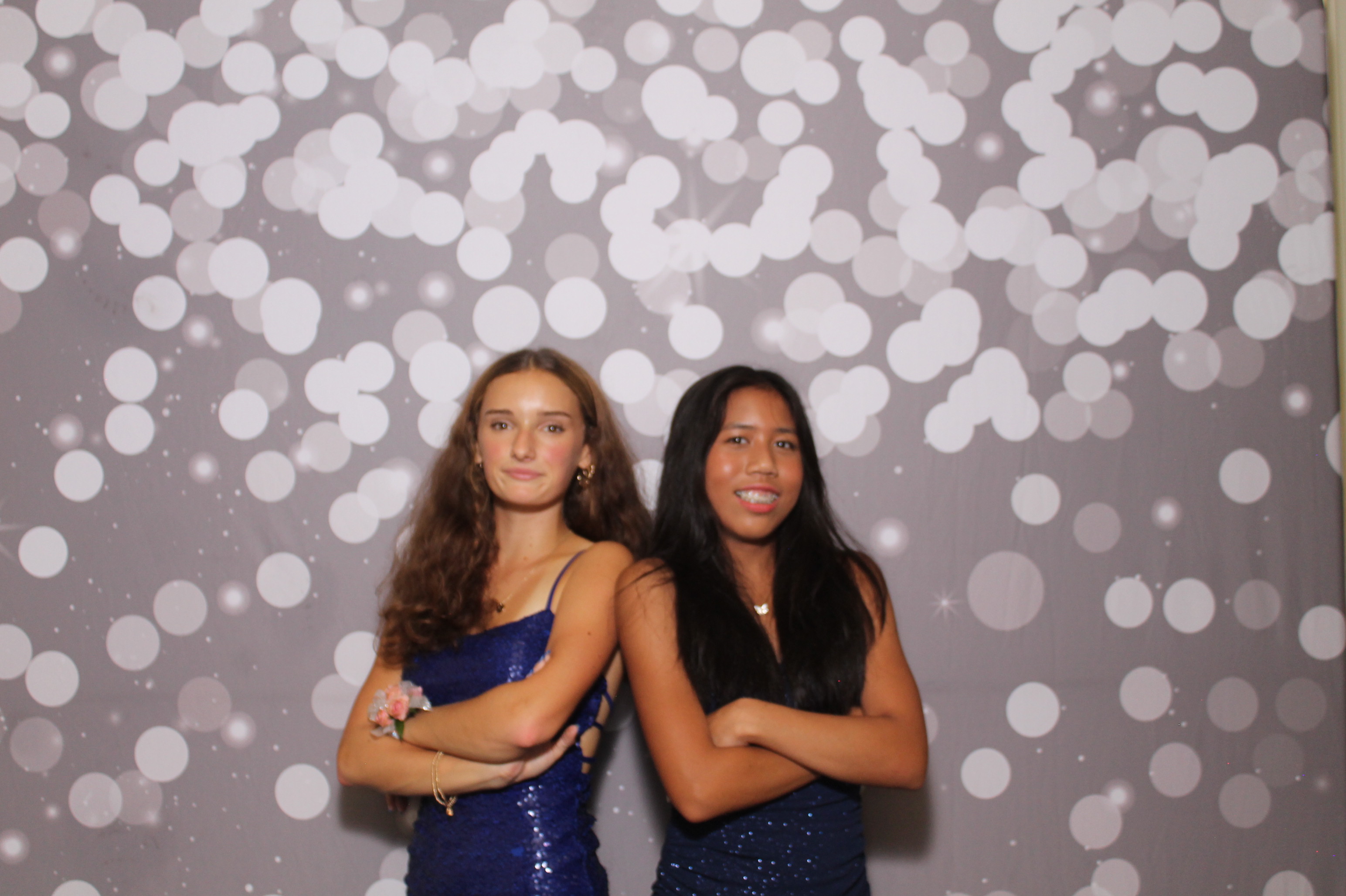 Walnut Hills Homecoming | View more photos from the event at gallery.photoboothcincy.com/u/PhotoBoothCincy/Walnut-Hills-Homecoming