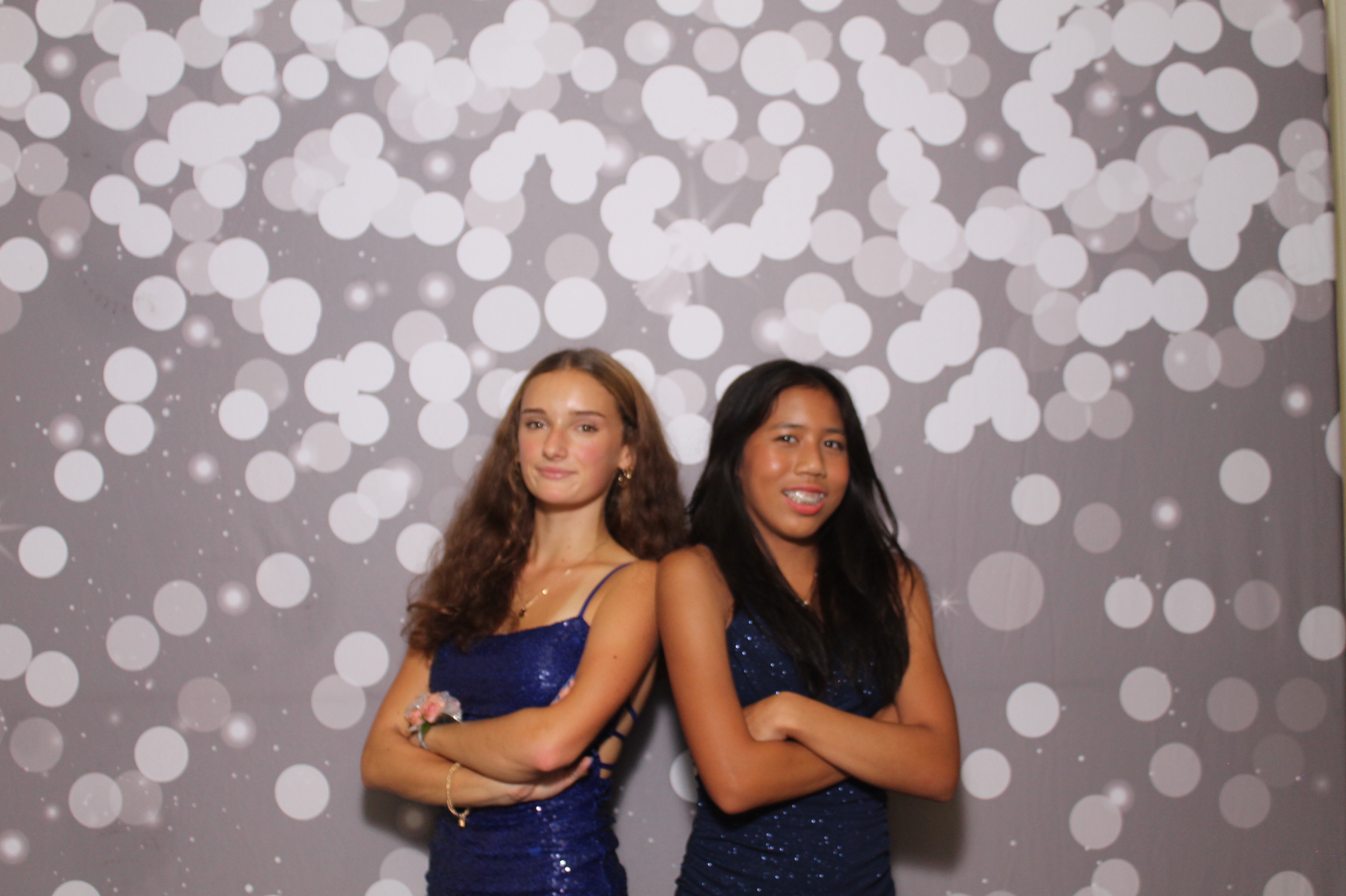 Walnut Hills Homecoming | View more photos from the event at gallery.photoboothcincy.com/u/PhotoBoothCincy/Walnut-Hills-Homecoming