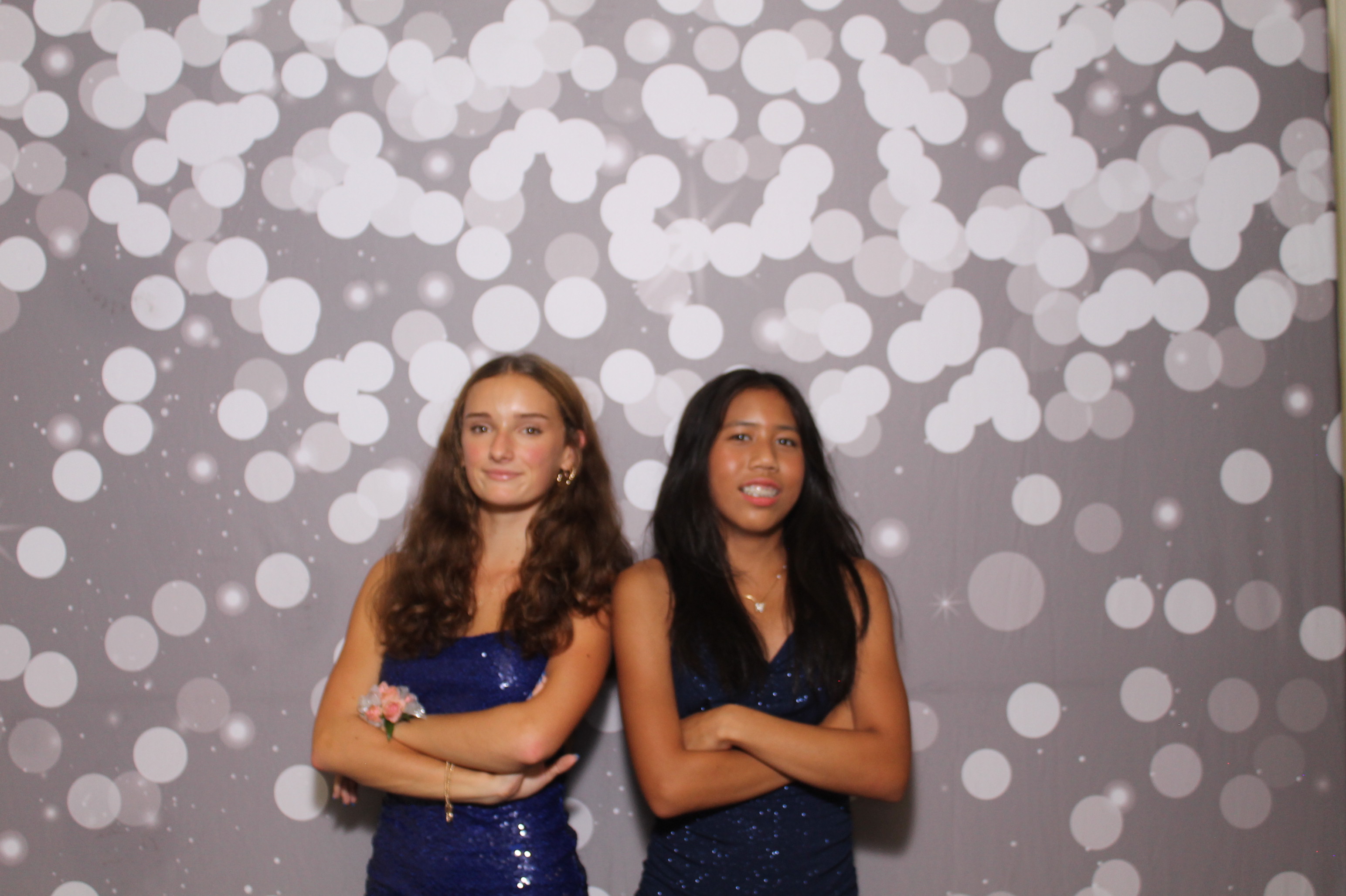 Walnut Hills Homecoming | View more photos from the event at gallery.photoboothcincy.com/u/PhotoBoothCincy/Walnut-Hills-Homecoming