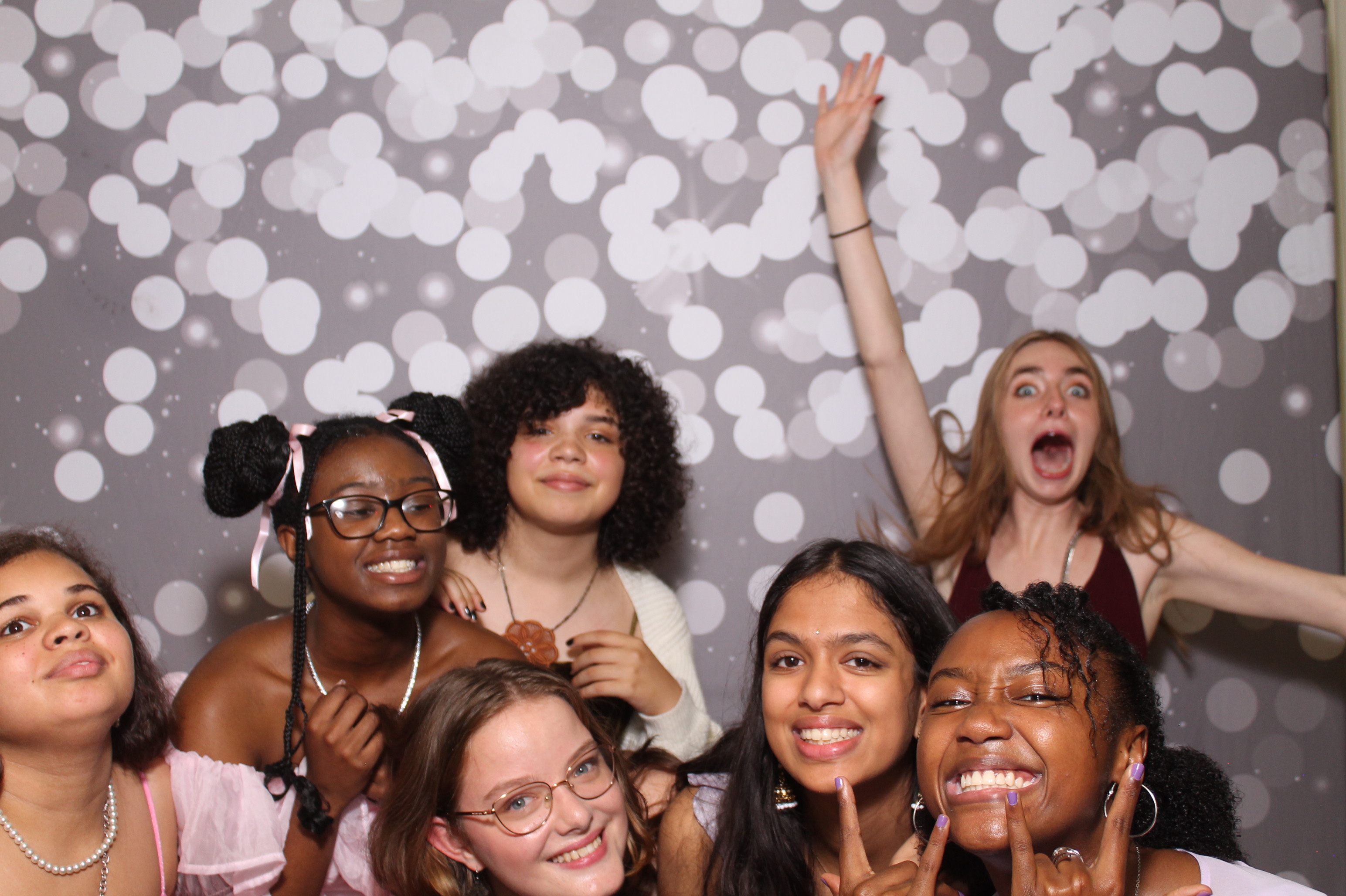 Walnut Hills Homecoming | View more photos from the event at gallery.photoboothcincy.com/u/PhotoBoothCincy/Walnut-Hills-Homecoming