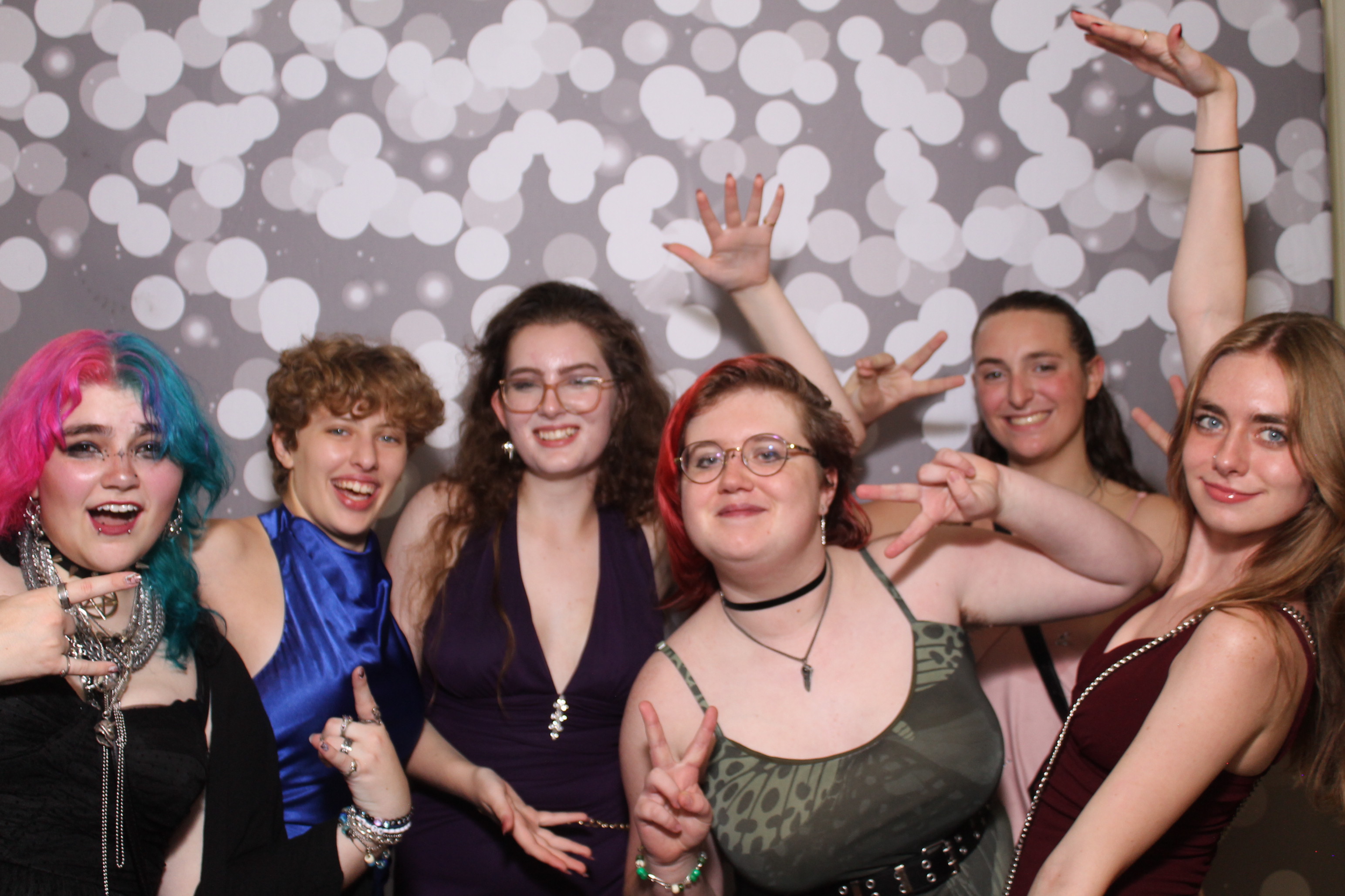 Walnut Hills Homecoming | View more photos from the event at gallery.photoboothcincy.com/u/PhotoBoothCincy/Walnut-Hills-Homecoming