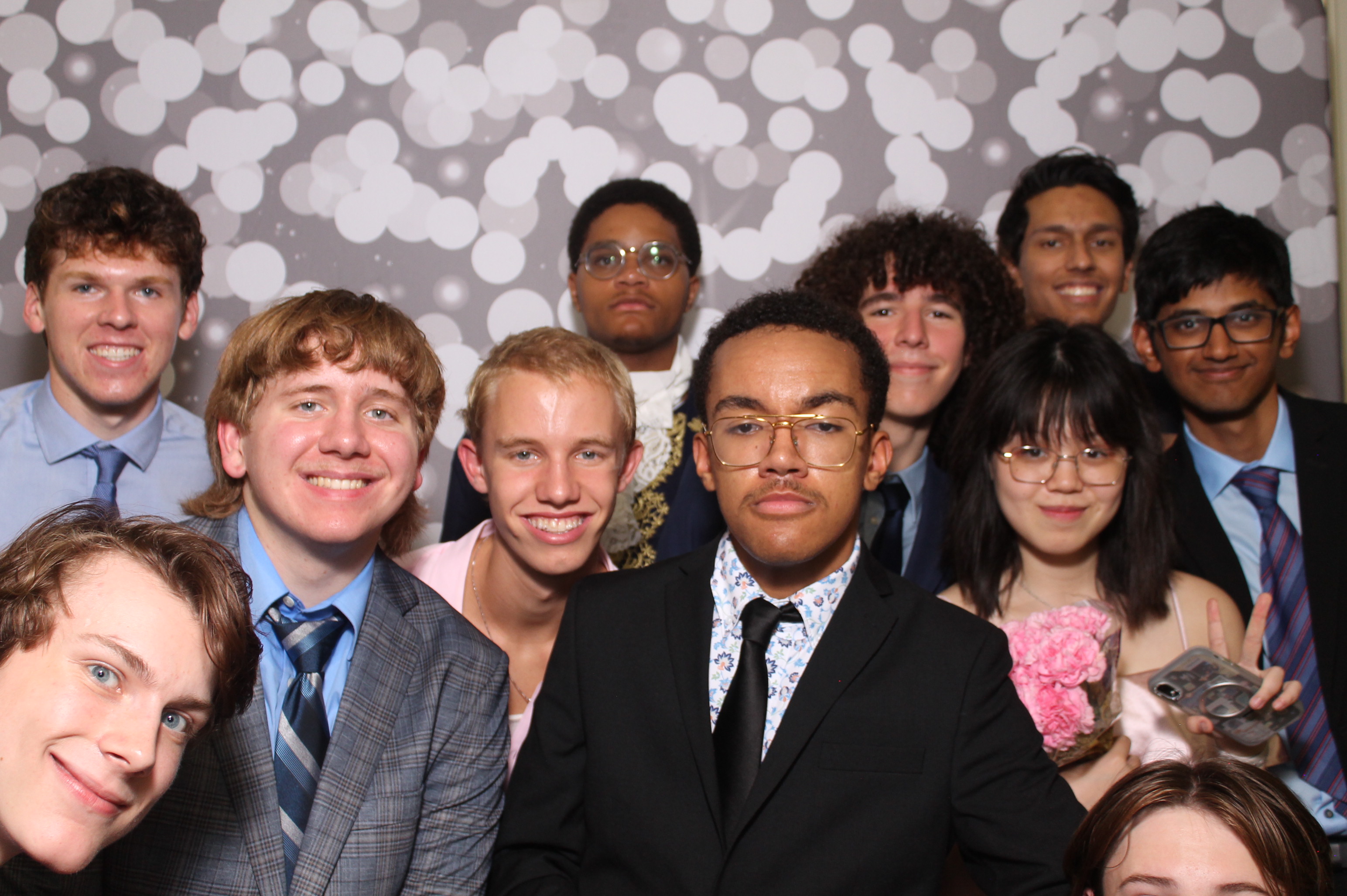 Walnut Hills Homecoming | View more photos from the event at gallery.photoboothcincy.com/u/PhotoBoothCincy/Walnut-Hills-Homecoming