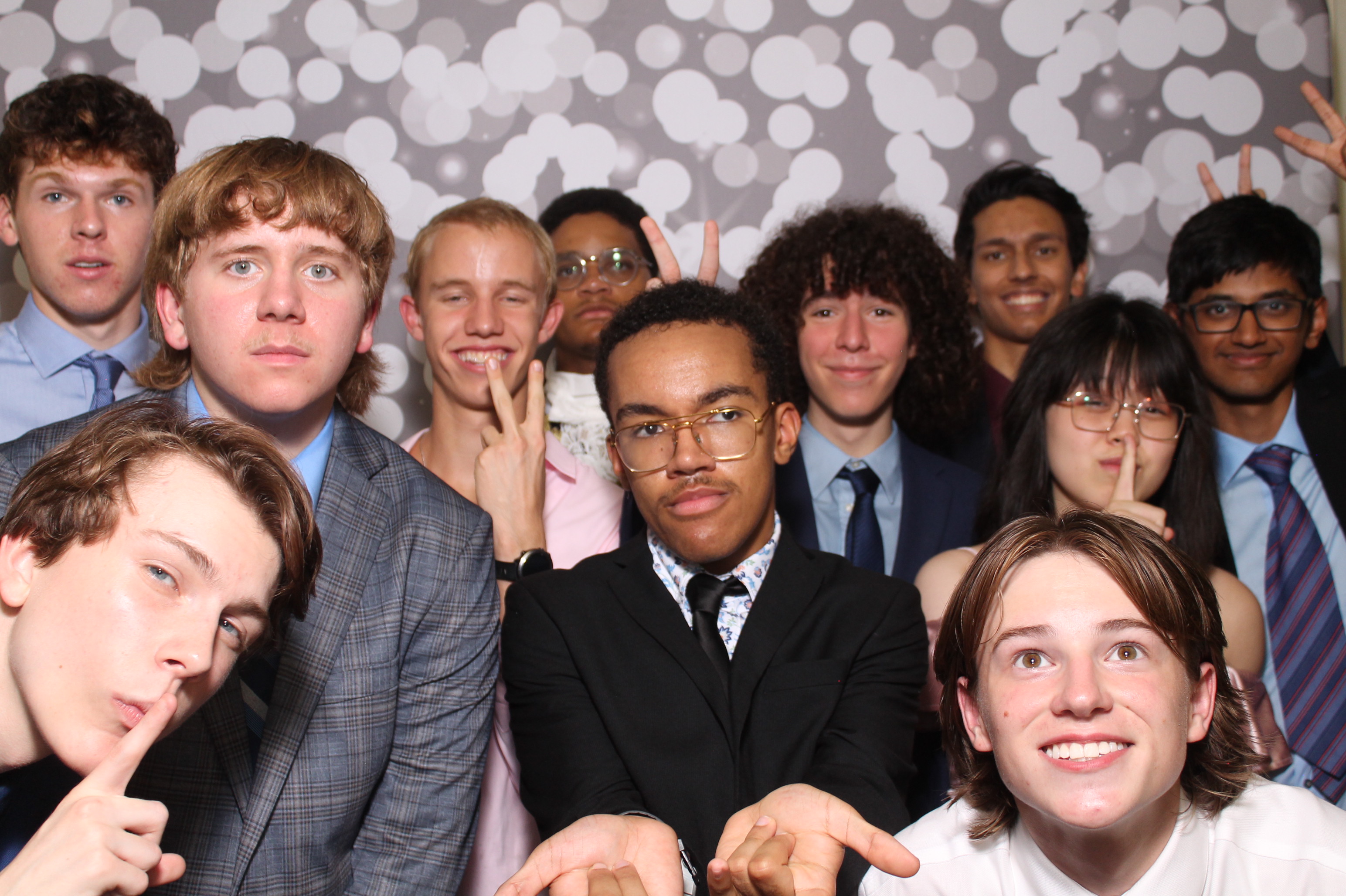 Walnut Hills Homecoming | View more photos from the event at gallery.photoboothcincy.com/u/PhotoBoothCincy/Walnut-Hills-Homecoming