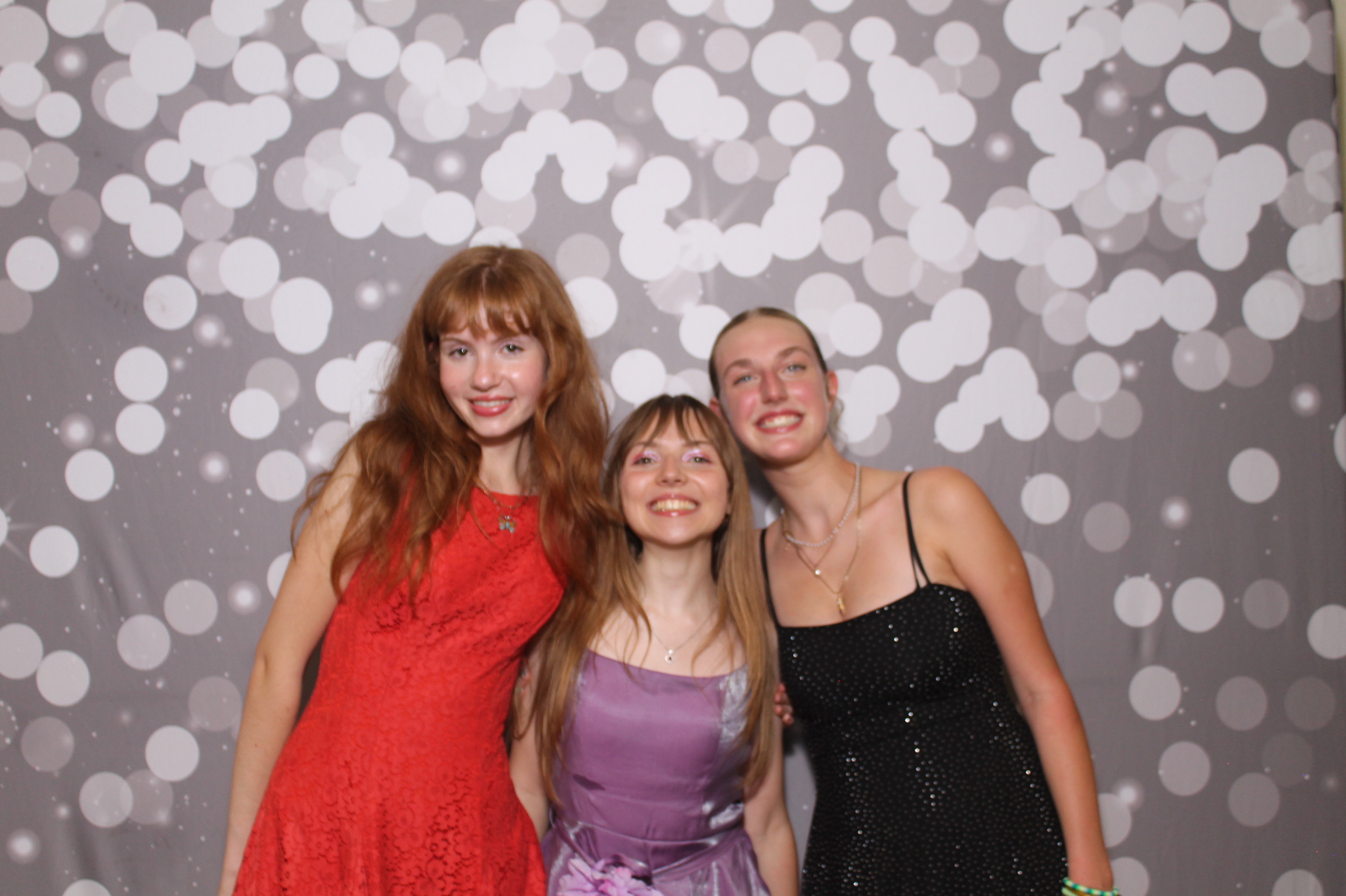 Walnut Hills Homecoming | View more photos from the event at gallery.photoboothcincy.com/u/PhotoBoothCincy/Walnut-Hills-Homecoming