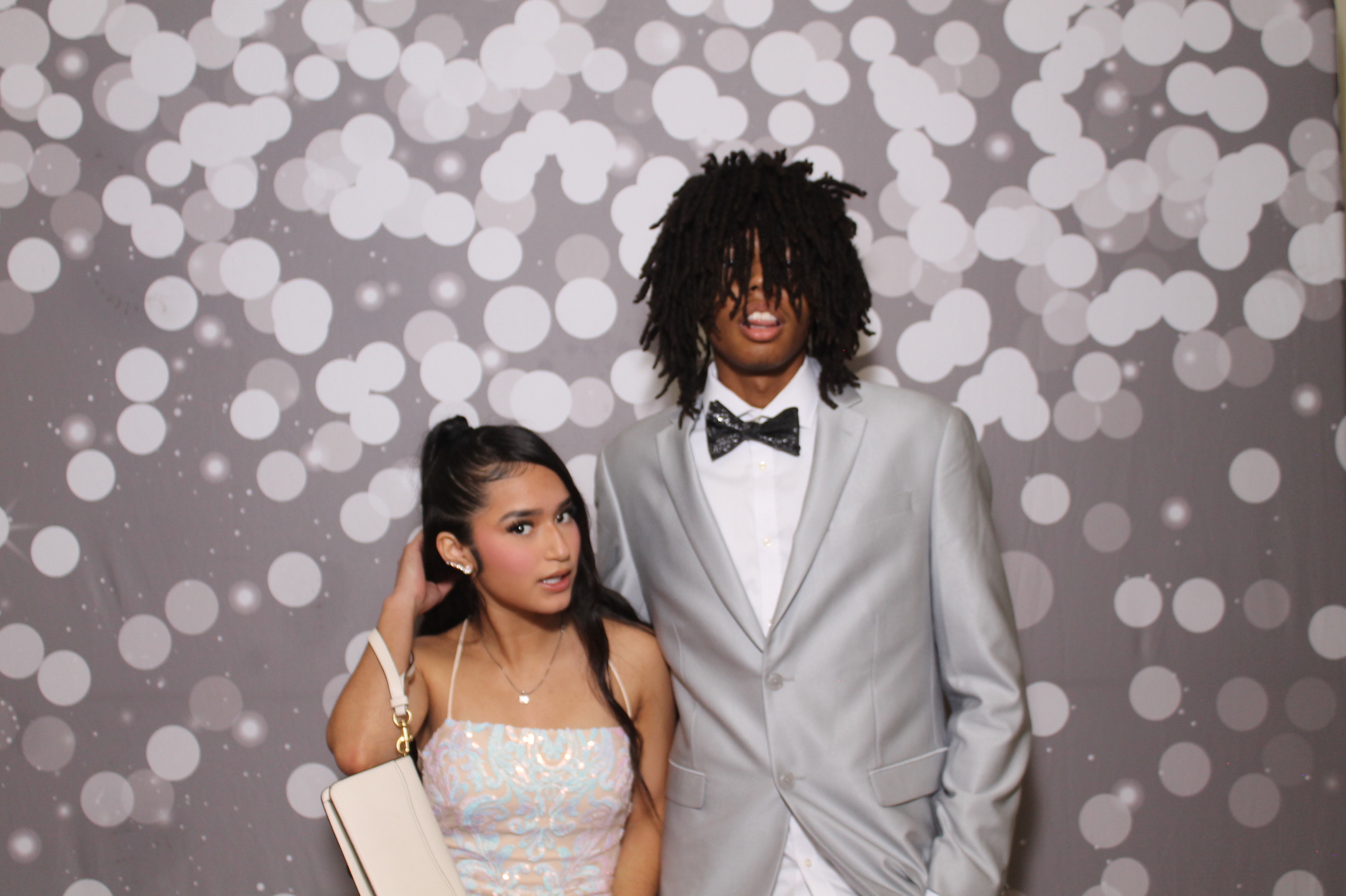 Walnut Hills Homecoming | View more photos from the event at gallery.photoboothcincy.com/u/PhotoBoothCincy/Walnut-Hills-Homecoming