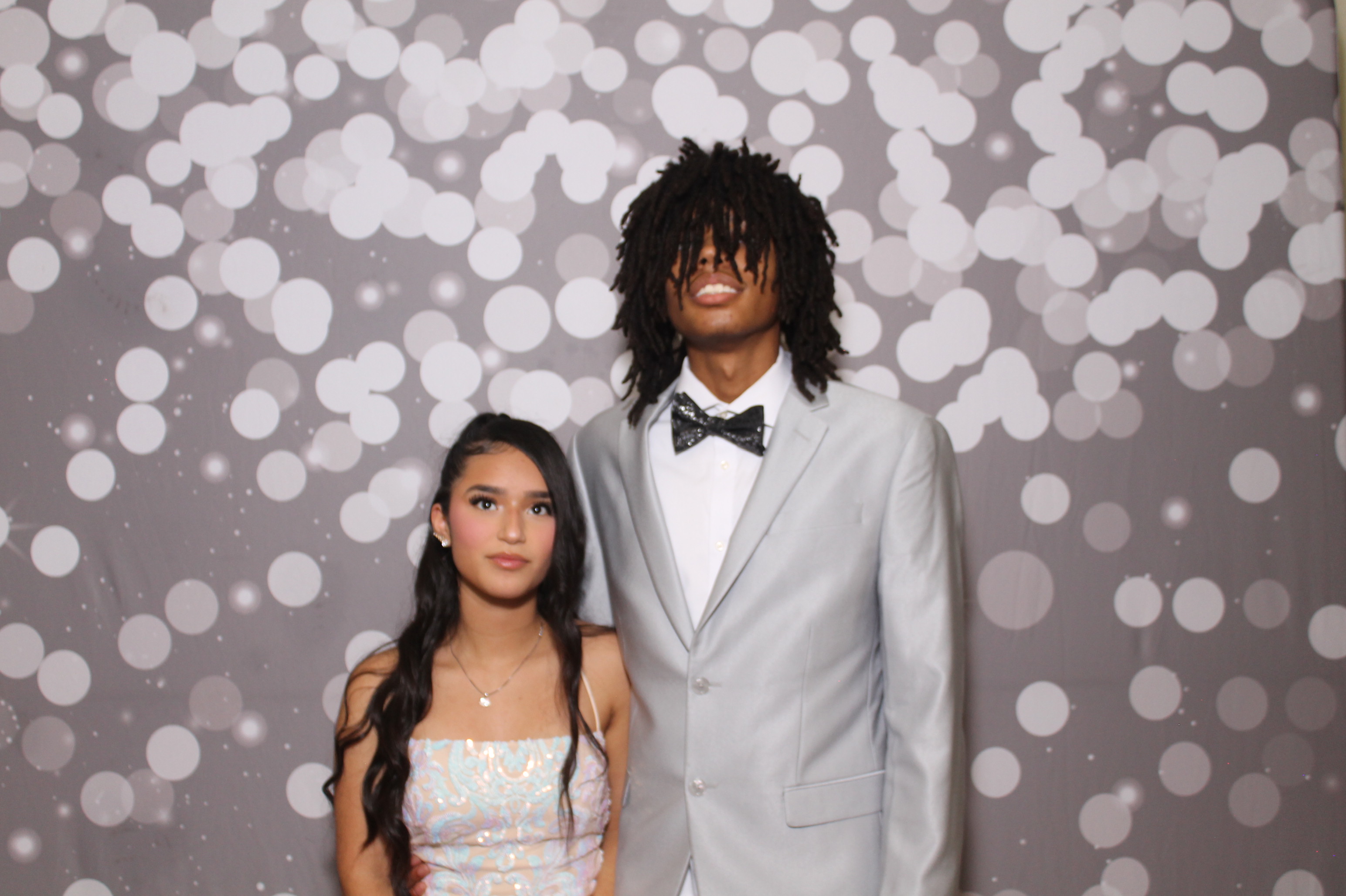 Walnut Hills Homecoming | View more photos from the event at gallery.photoboothcincy.com/u/PhotoBoothCincy/Walnut-Hills-Homecoming