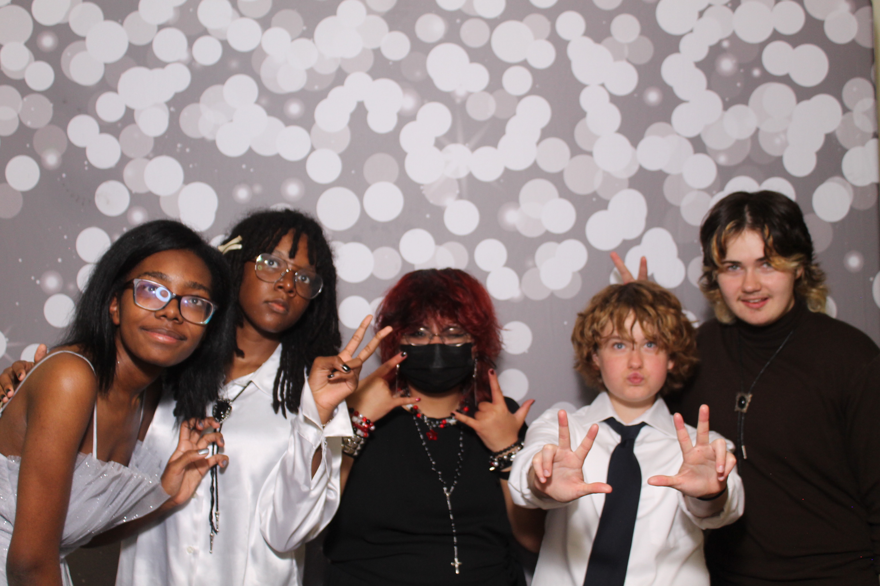 Walnut Hills Homecoming | View more photos from the event at gallery.photoboothcincy.com/u/PhotoBoothCincy/Walnut-Hills-Homecoming