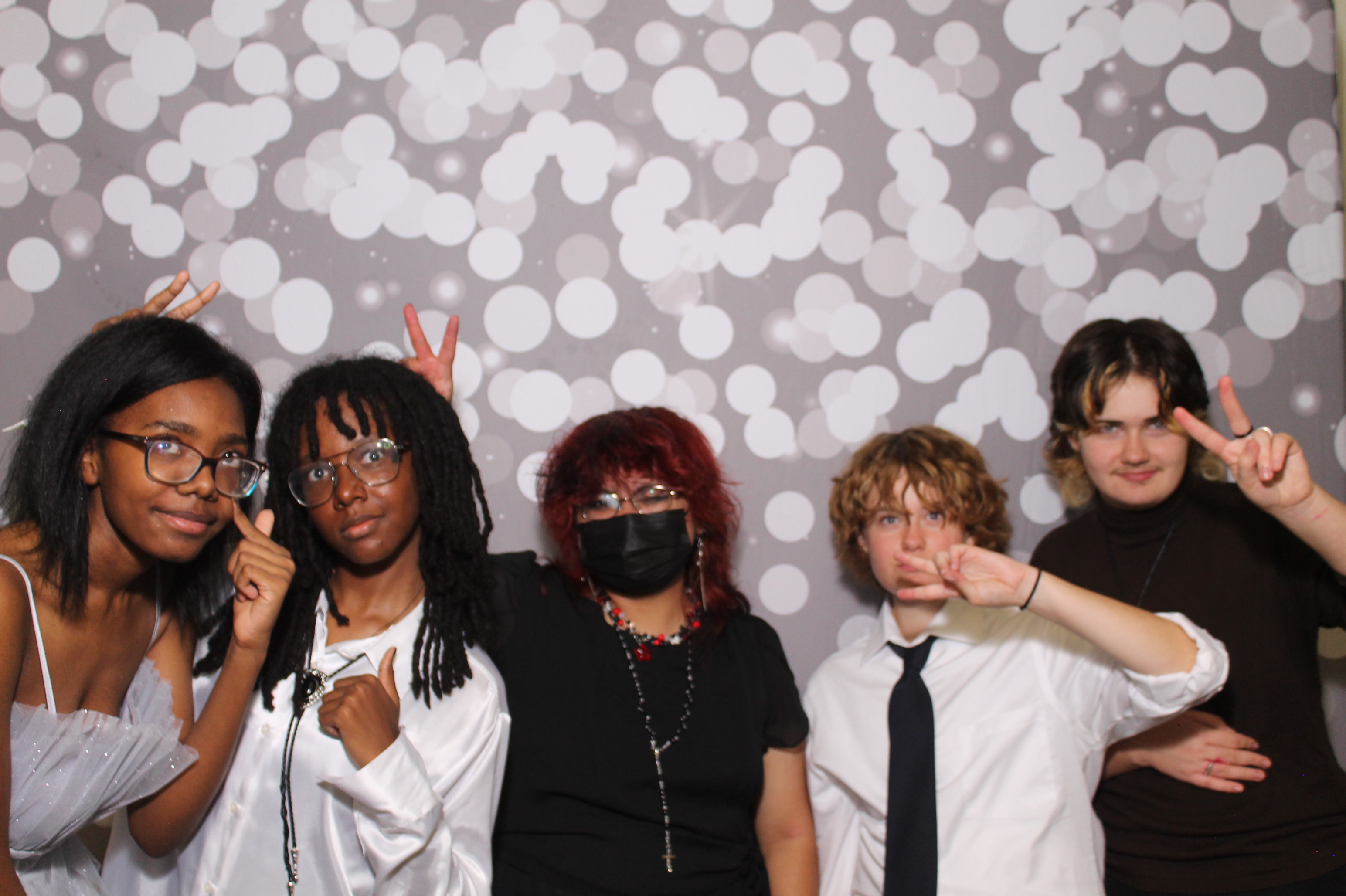 Walnut Hills Homecoming | View more photos from the event at gallery.photoboothcincy.com/u/PhotoBoothCincy/Walnut-Hills-Homecoming