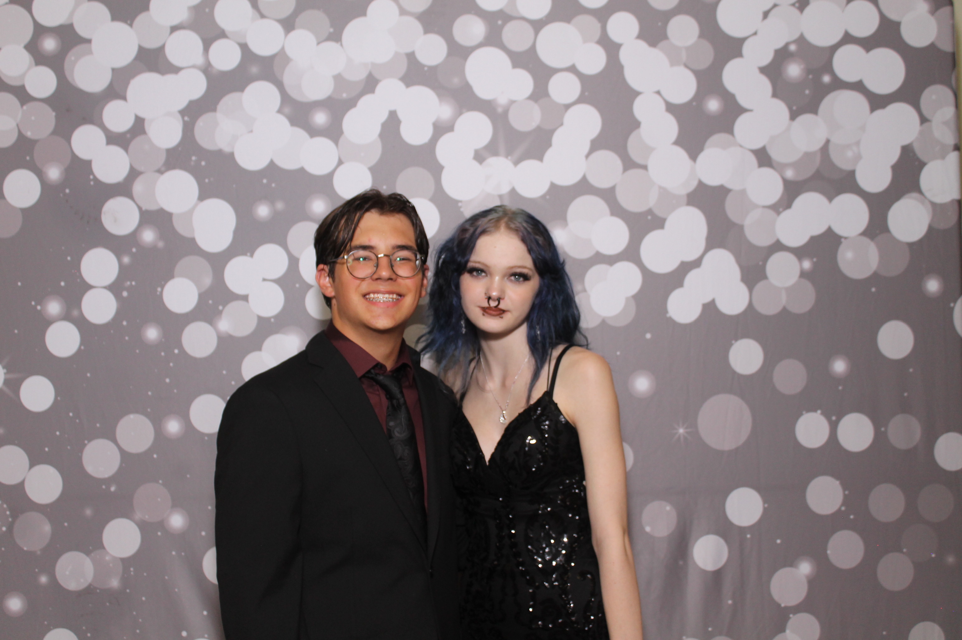 Walnut Hills Homecoming | View more photos from the event at gallery.photoboothcincy.com/u/PhotoBoothCincy/Walnut-Hills-Homecoming