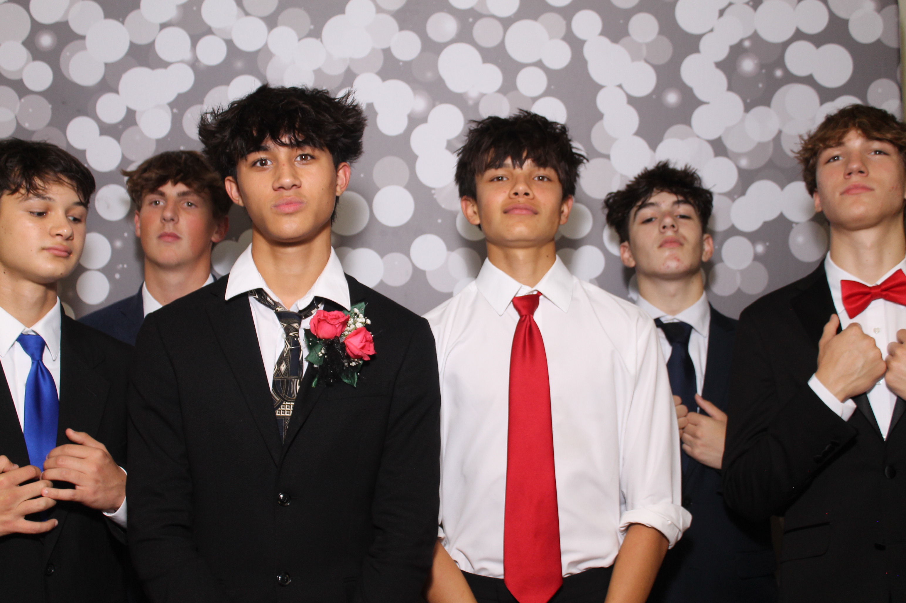 Walnut Hills Homecoming | View more photos from the event at gallery.photoboothcincy.com/u/PhotoBoothCincy/Walnut-Hills-Homecoming