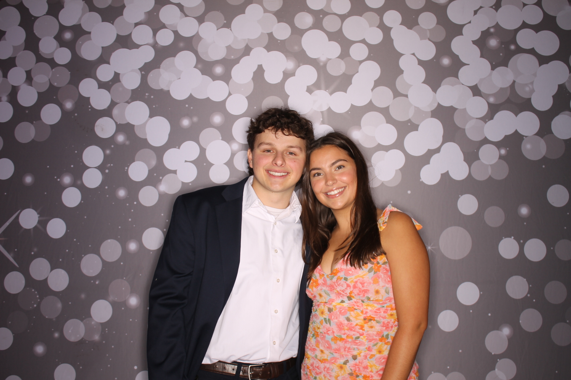 ZTA Semi Formal  | View more photos from the event at gallery.photoboothcincy.com/u/PhotoBoothCincy/ZTA-Semi-Formal