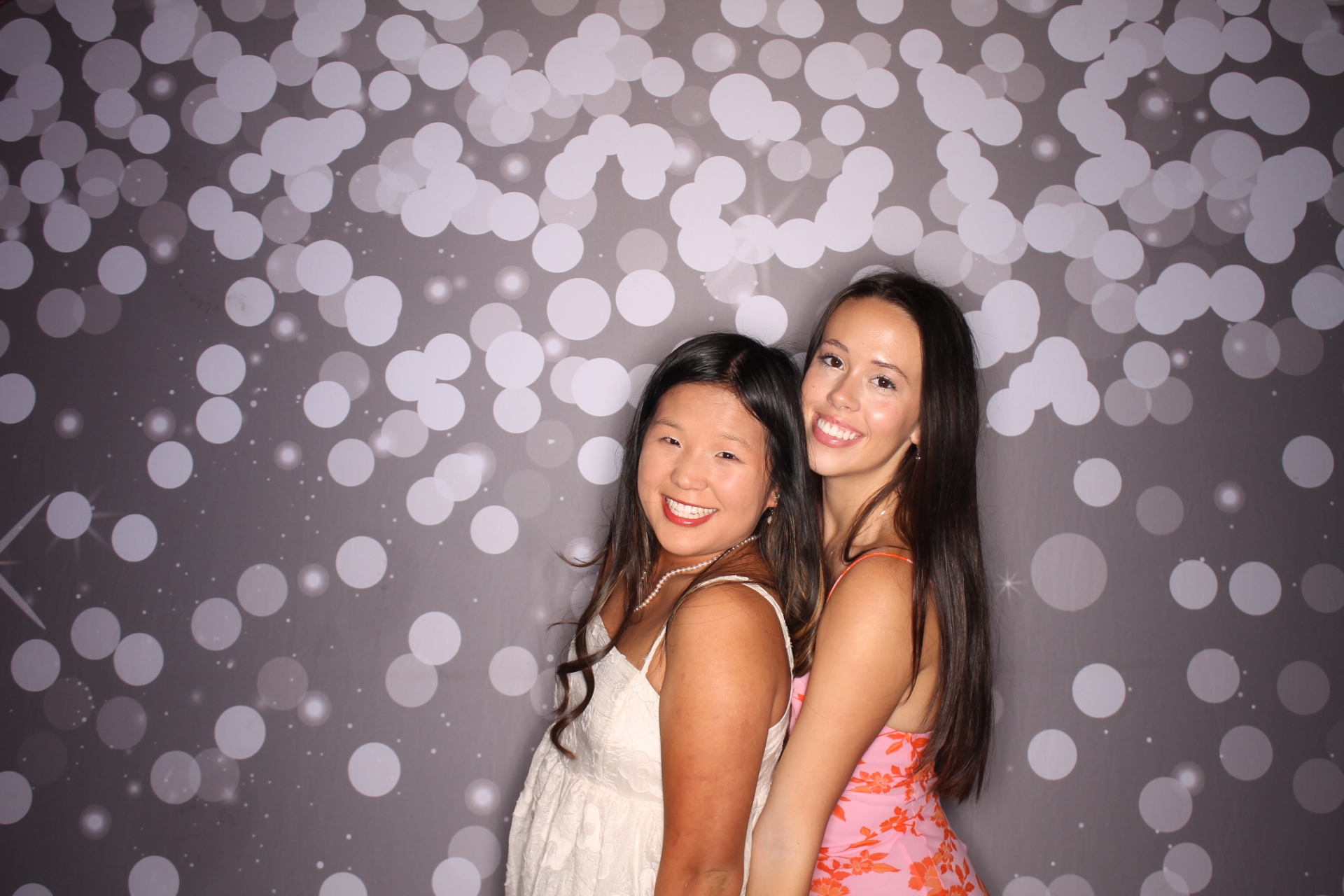ZTA Semi Formal  | View more photos from the event at gallery.photoboothcincy.com/u/PhotoBoothCincy/ZTA-Semi-Formal