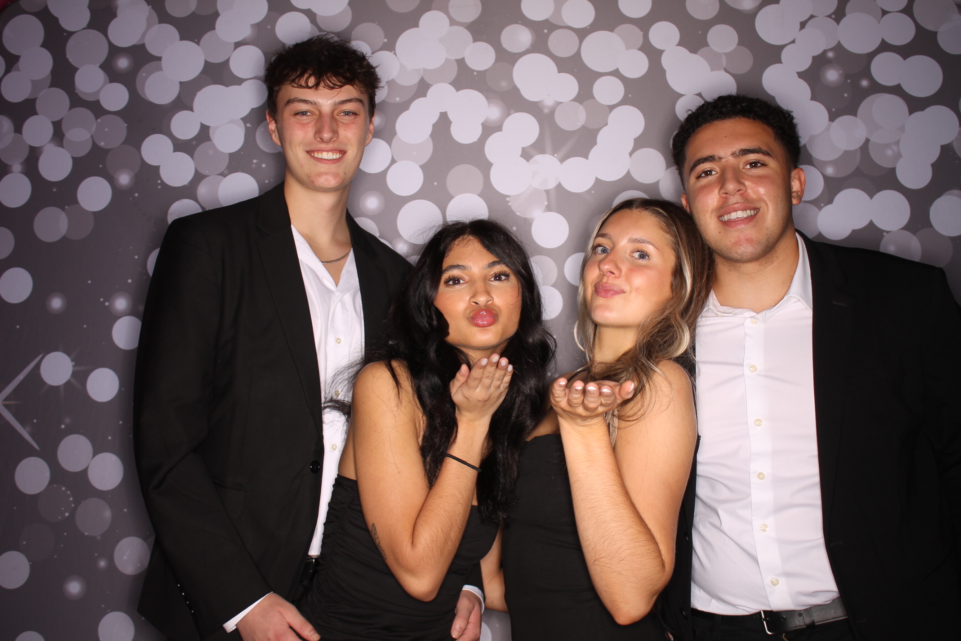 ZTA Semi Formal  | View more photos from the event at gallery.photoboothcincy.com/u/PhotoBoothCincy/ZTA-Semi-Formal