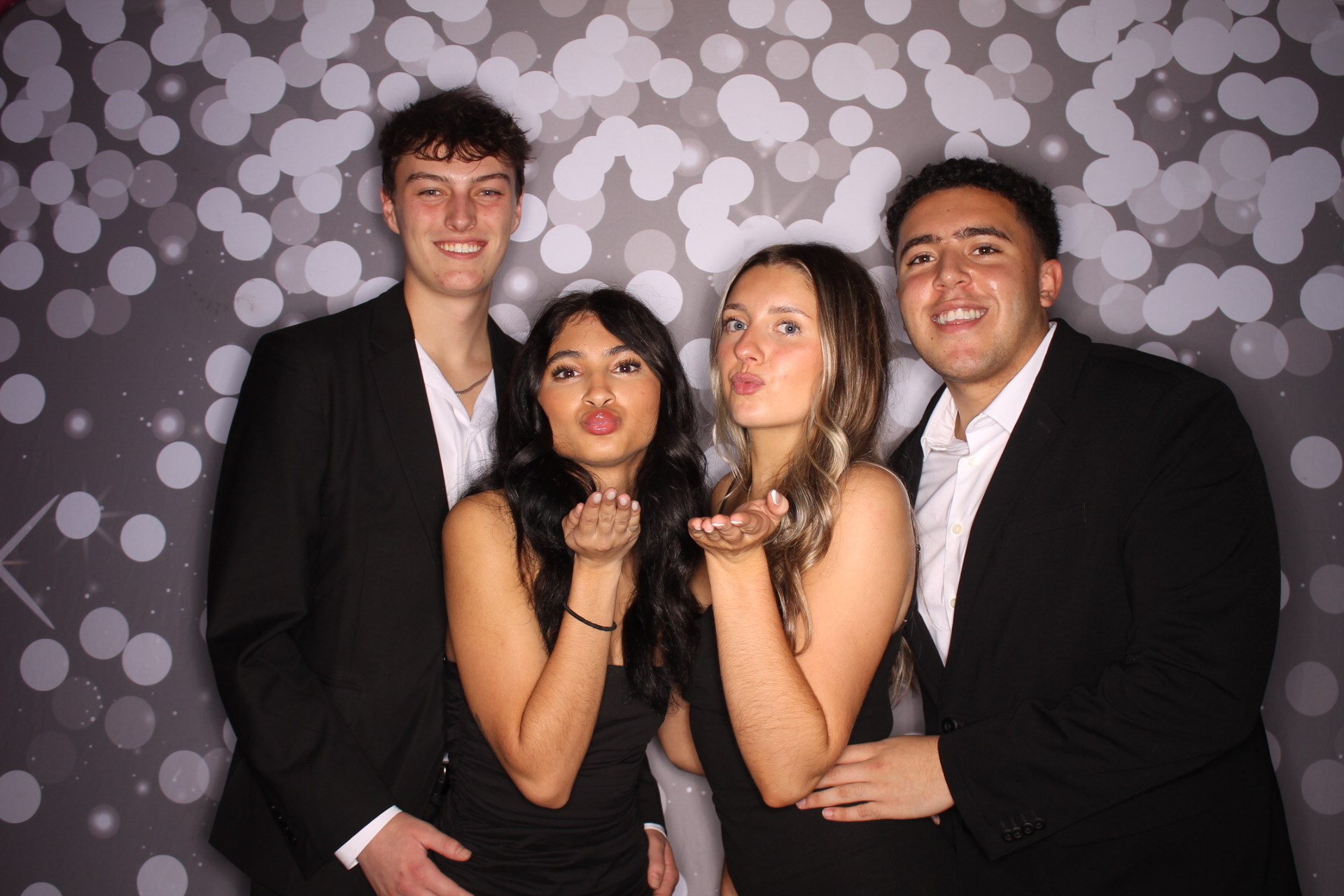ZTA Semi Formal  | View more photos from the event at gallery.photoboothcincy.com/u/PhotoBoothCincy/ZTA-Semi-Formal