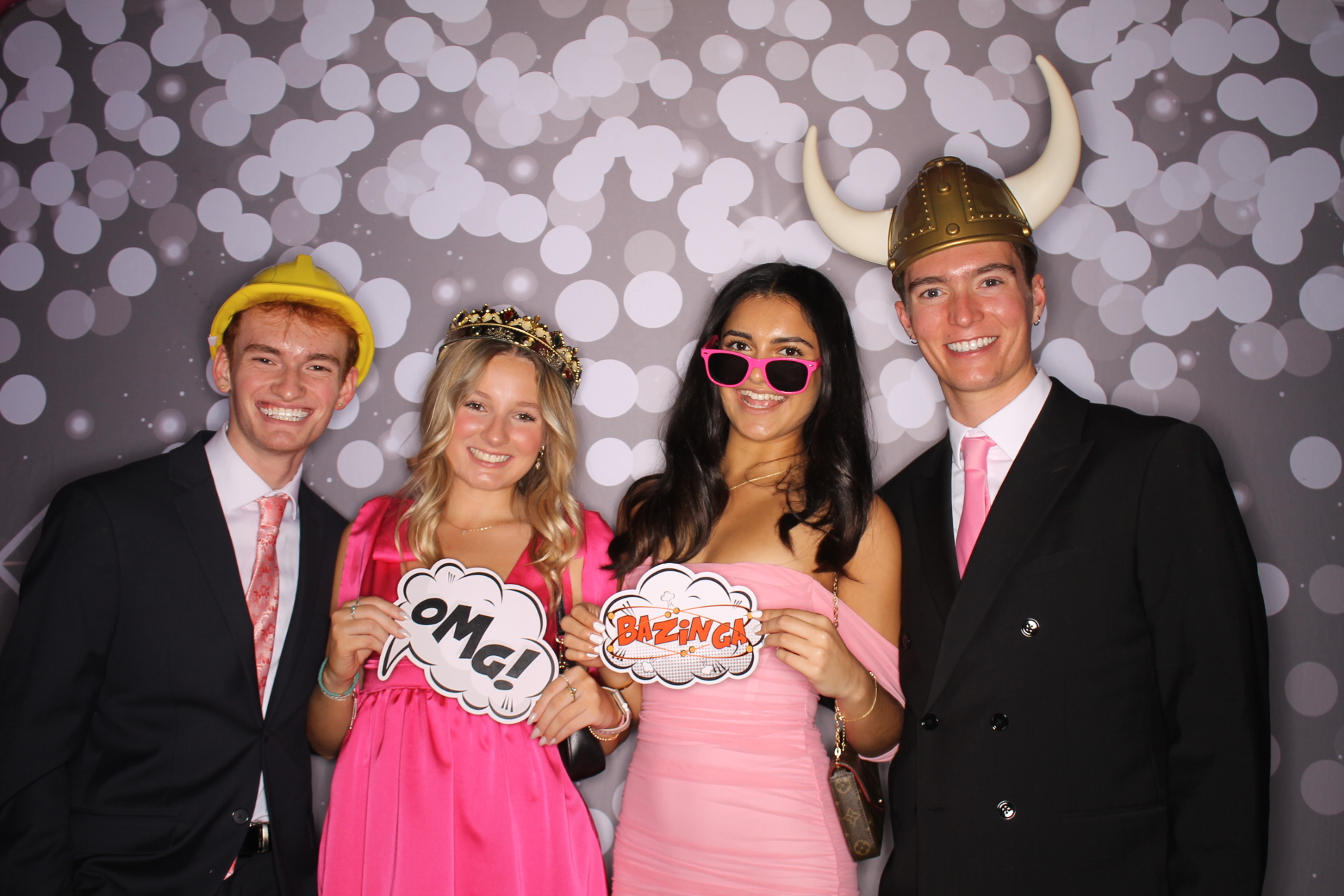 ZTA Semi Formal  | View more photos from the event at gallery.photoboothcincy.com/u/PhotoBoothCincy/ZTA-Semi-Formal