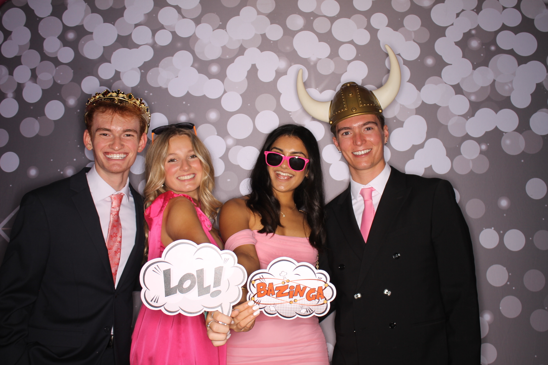 ZTA Semi Formal  | View more photos from the event at gallery.photoboothcincy.com/u/PhotoBoothCincy/ZTA-Semi-Formal