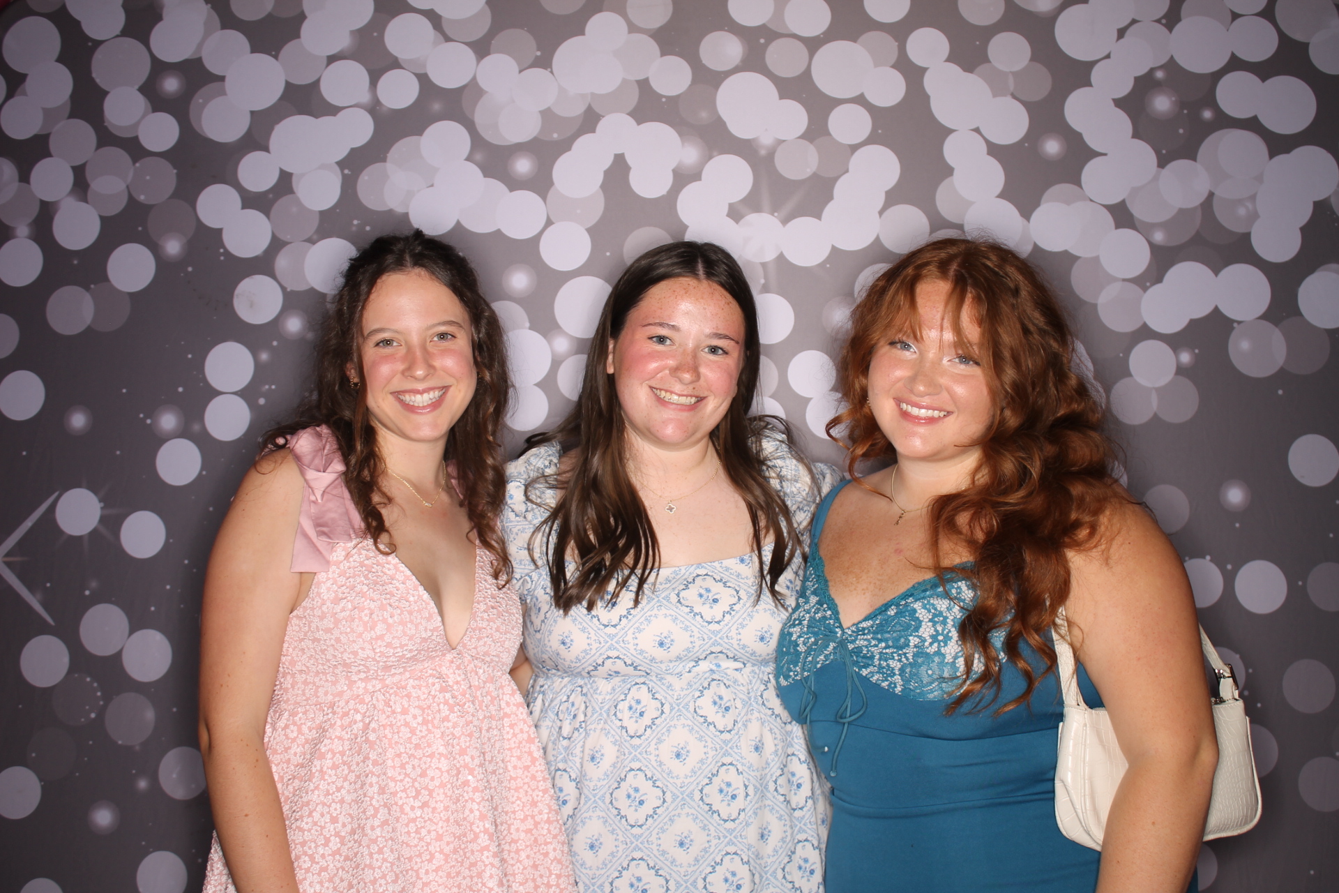 ZTA Semi Formal  | View more photos from the event at gallery.photoboothcincy.com/u/PhotoBoothCincy/ZTA-Semi-Formal