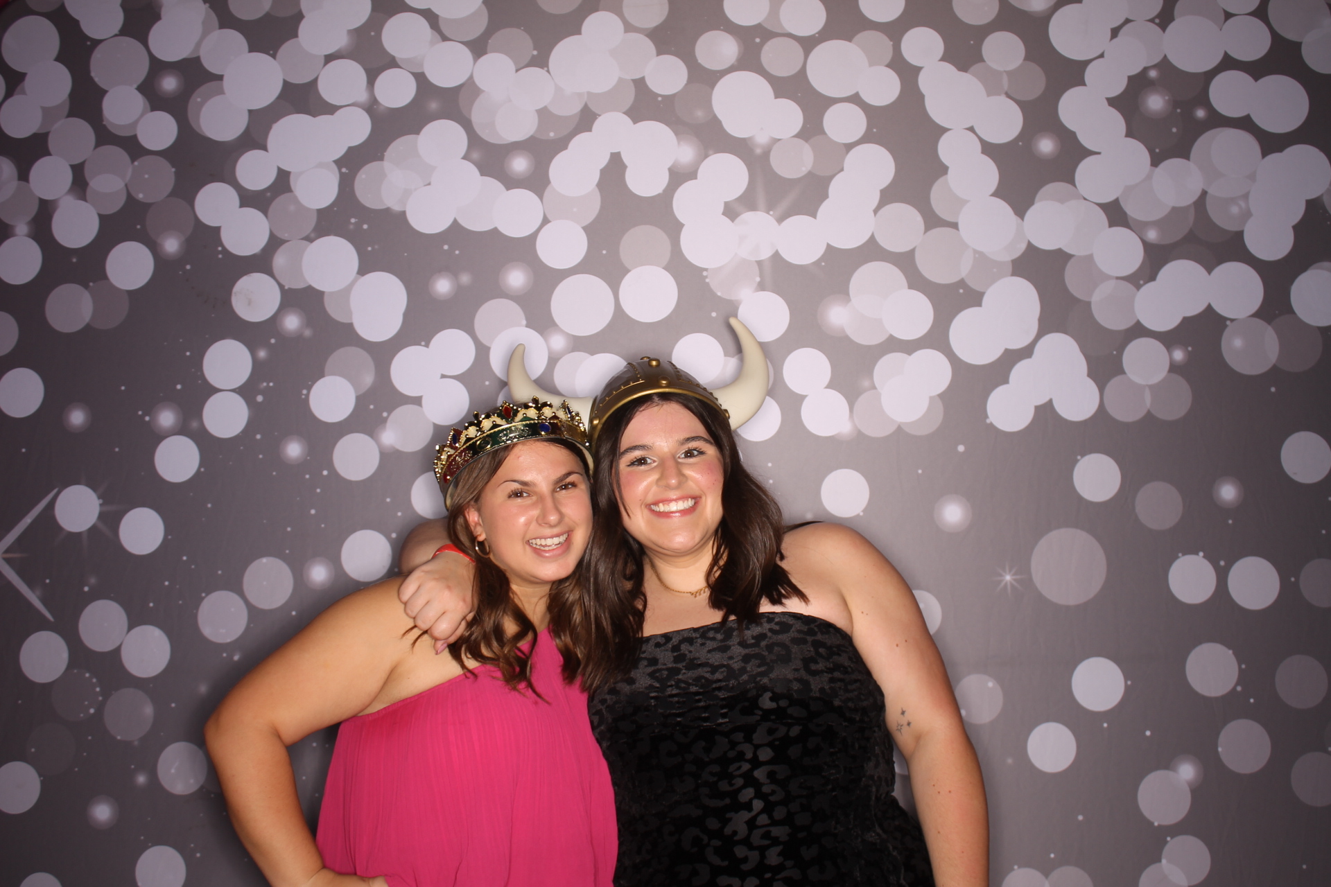 ZTA Semi Formal  | View more photos from the event at gallery.photoboothcincy.com/u/PhotoBoothCincy/ZTA-Semi-Formal