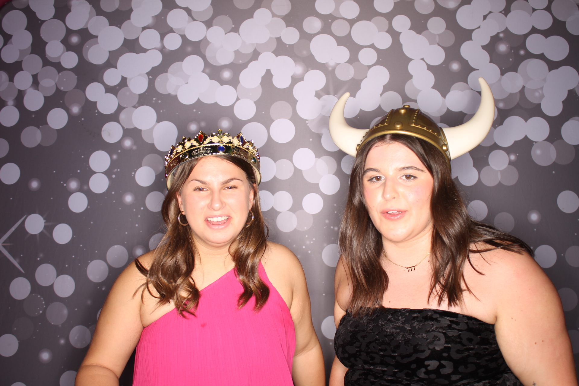 ZTA Semi Formal  | View more photos from the event at gallery.photoboothcincy.com/u/PhotoBoothCincy/ZTA-Semi-Formal