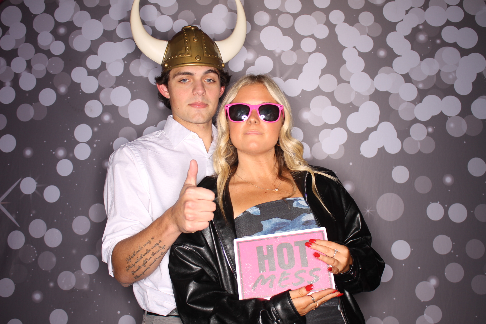 ZTA Semi Formal  | View more photos from the event at gallery.photoboothcincy.com/u/PhotoBoothCincy/ZTA-Semi-Formal