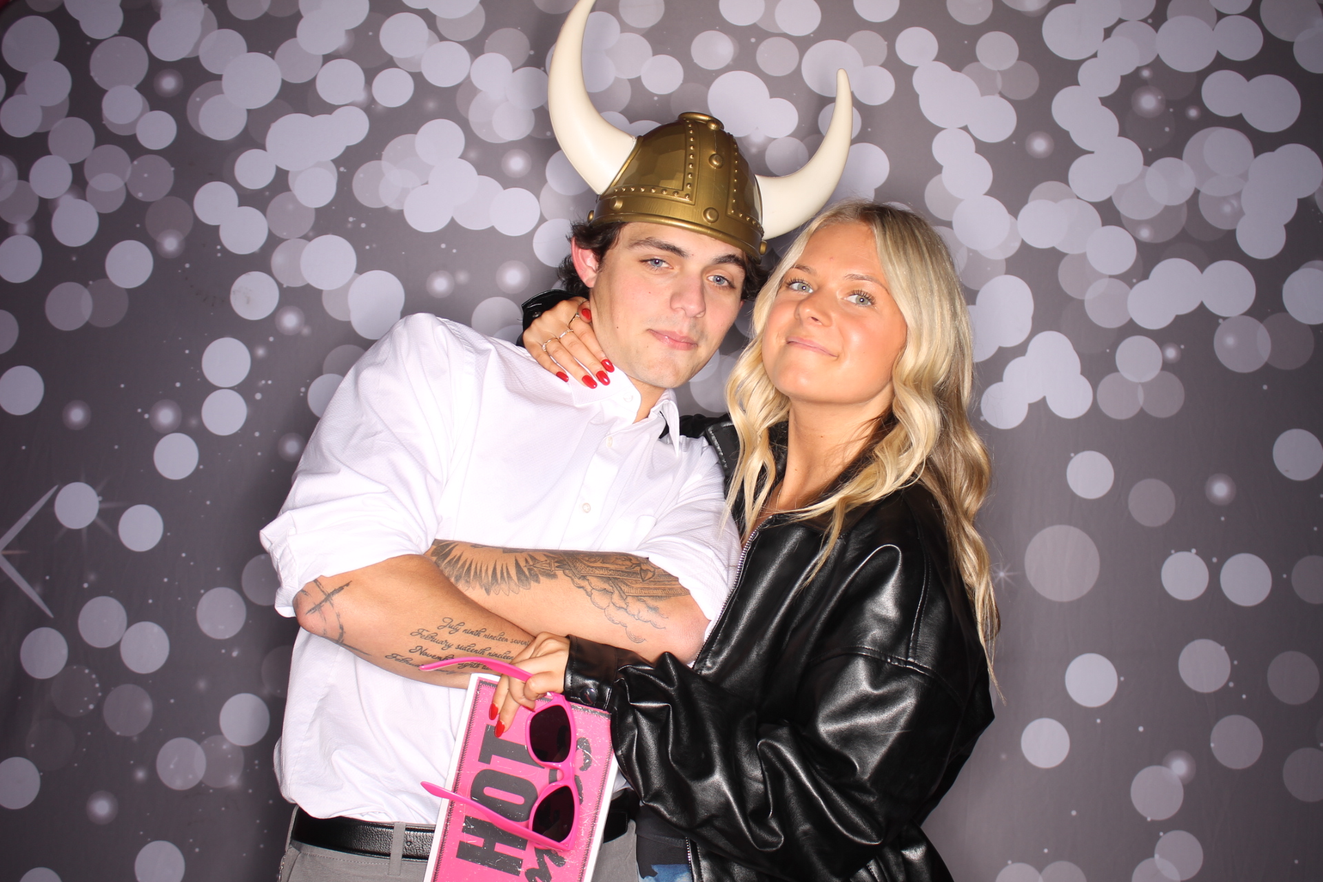 ZTA Semi Formal  | View more photos from the event at gallery.photoboothcincy.com/u/PhotoBoothCincy/ZTA-Semi-Formal