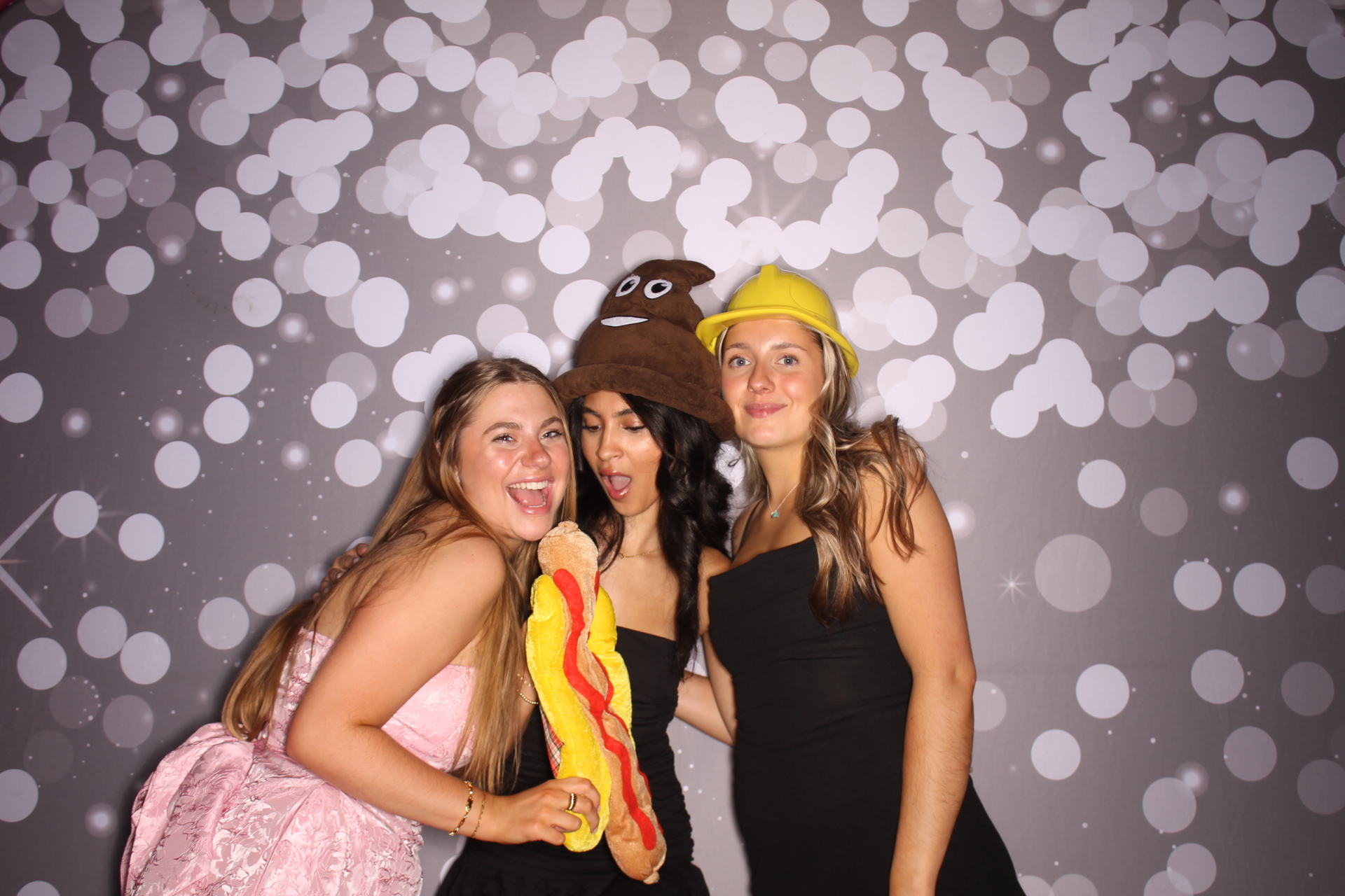 ZTA Semi Formal  | View more photos from the event at gallery.photoboothcincy.com/u/PhotoBoothCincy/ZTA-Semi-Formal