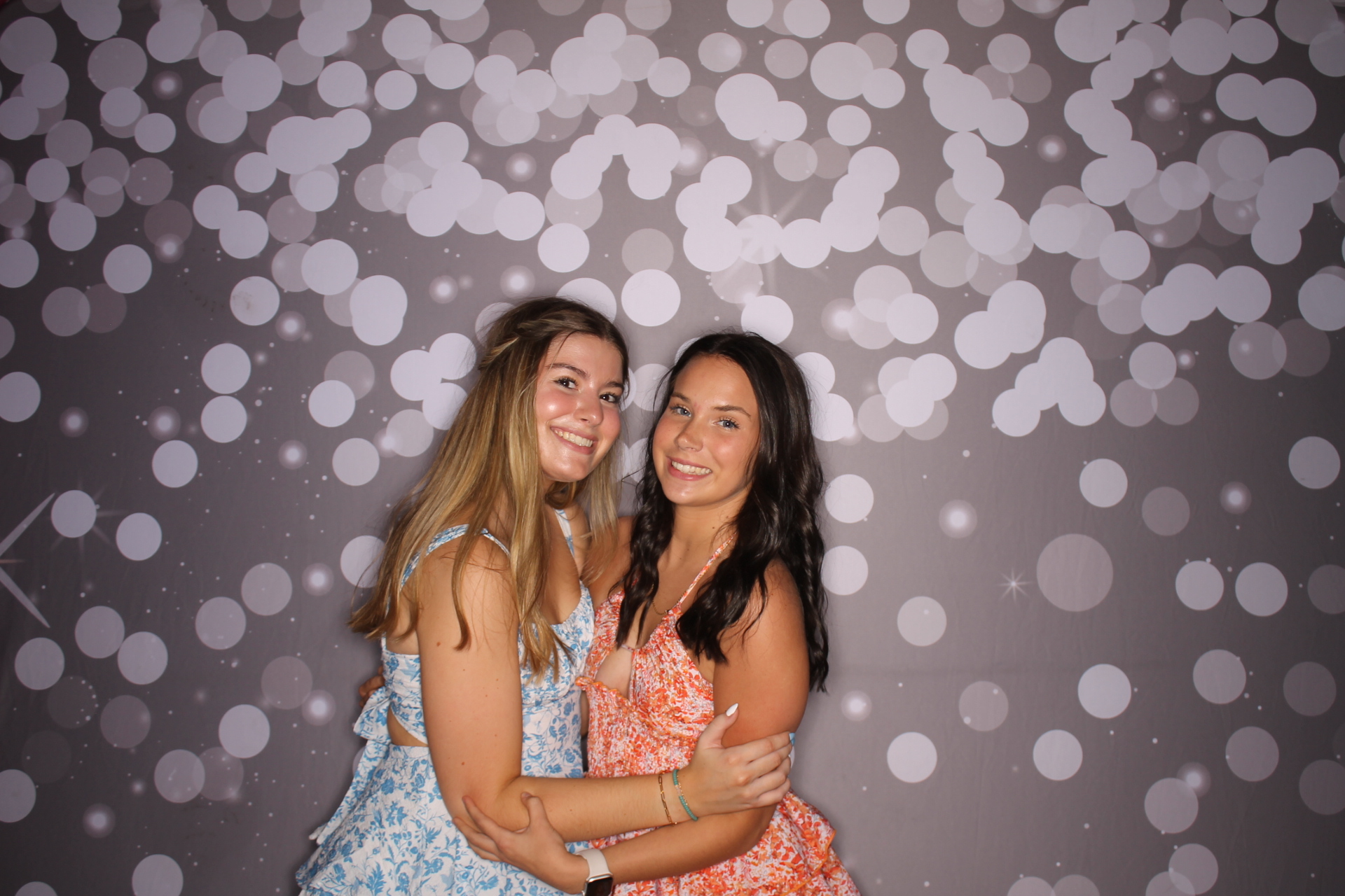 ZTA Semi Formal  | View more photos from the event at gallery.photoboothcincy.com/u/PhotoBoothCincy/ZTA-Semi-Formal