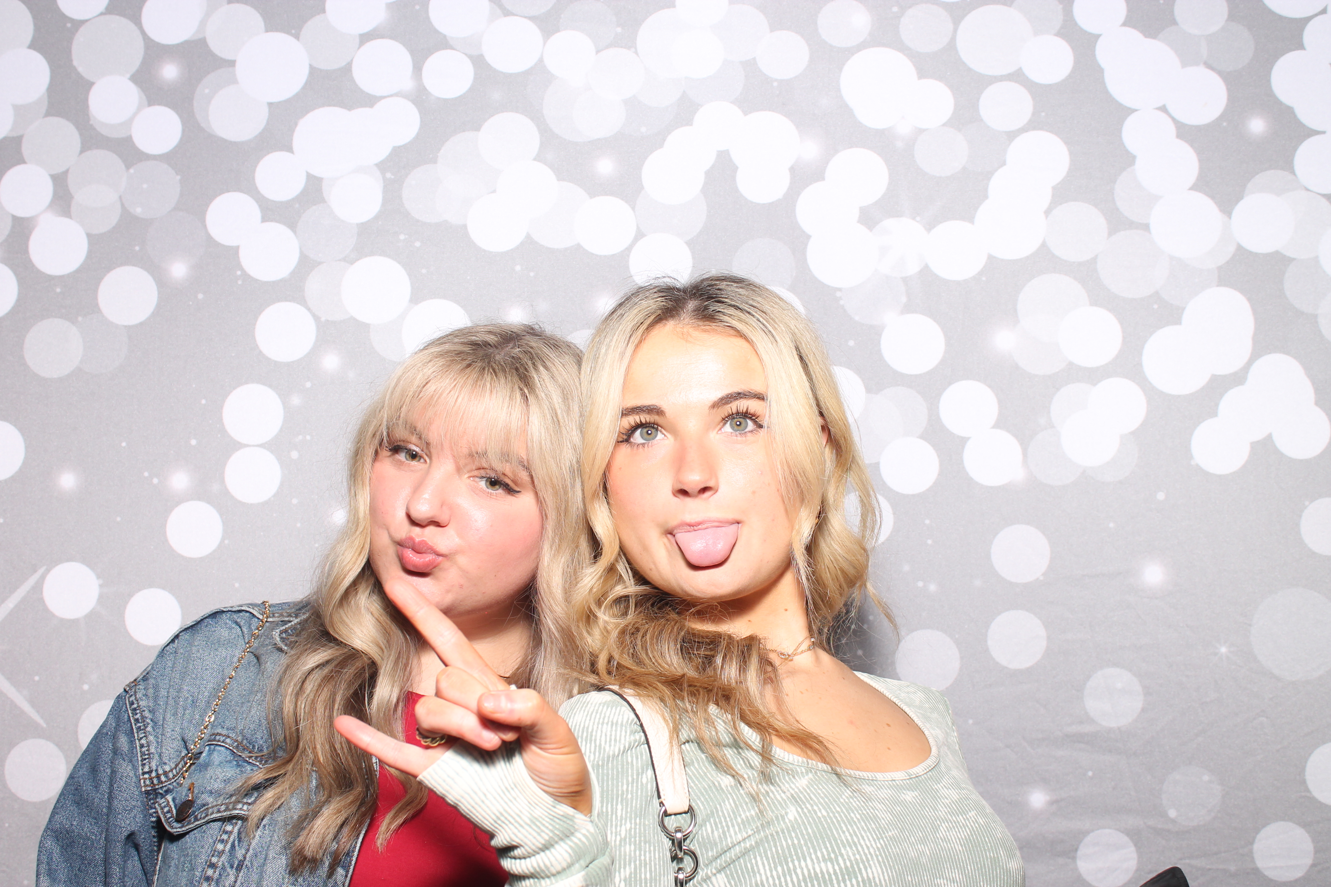 Zeta Tau Alpha Formal | View more photos from the event at gallery.photoboothcincy.com/u/PhotoBoothCincy/Zeta-Tau-Alpha-Formal-1