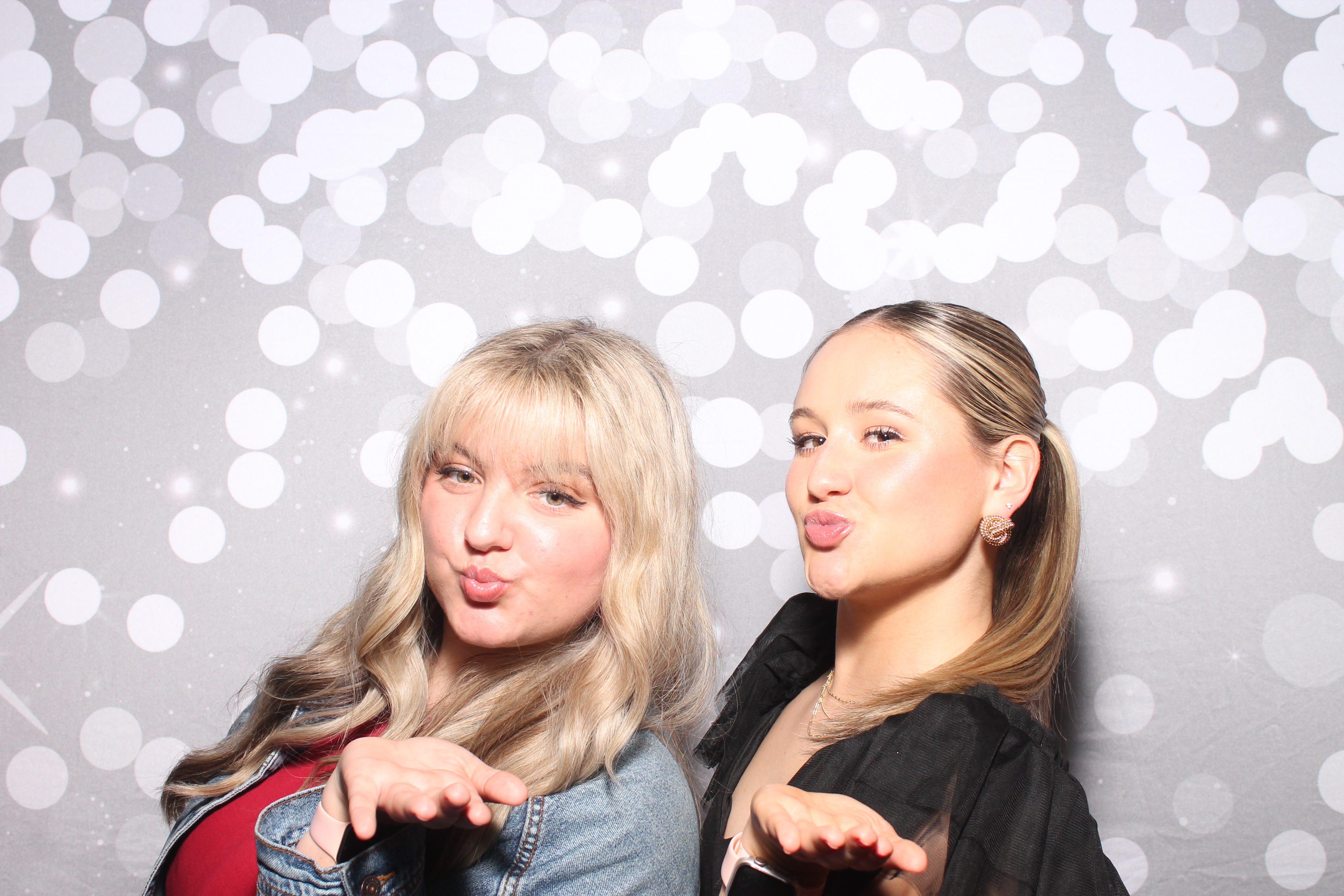 Zeta Tau Alpha Formal | View more photos from the event at gallery.photoboothcincy.com/u/PhotoBoothCincy/Zeta-Tau-Alpha-Formal