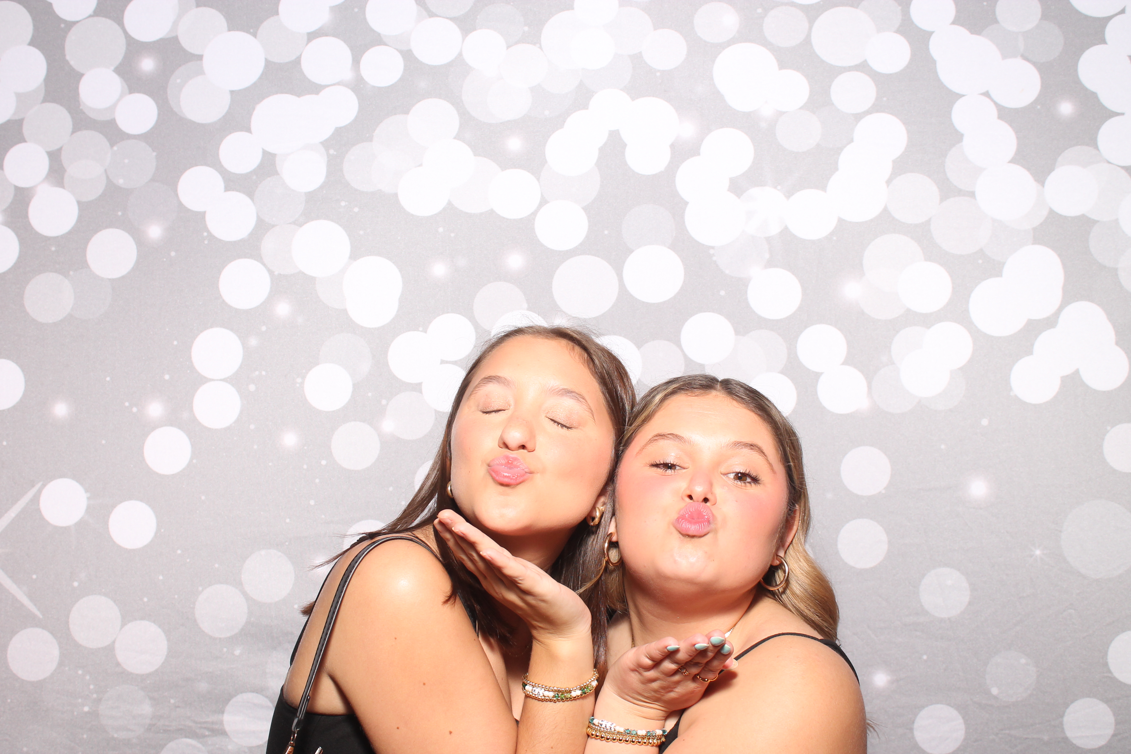 Zeta Tau Alpha Formal | View more photos from the event at gallery.photoboothcincy.com/u/PhotoBoothCincy/Zeta-Tau-Alpha-Formal-1