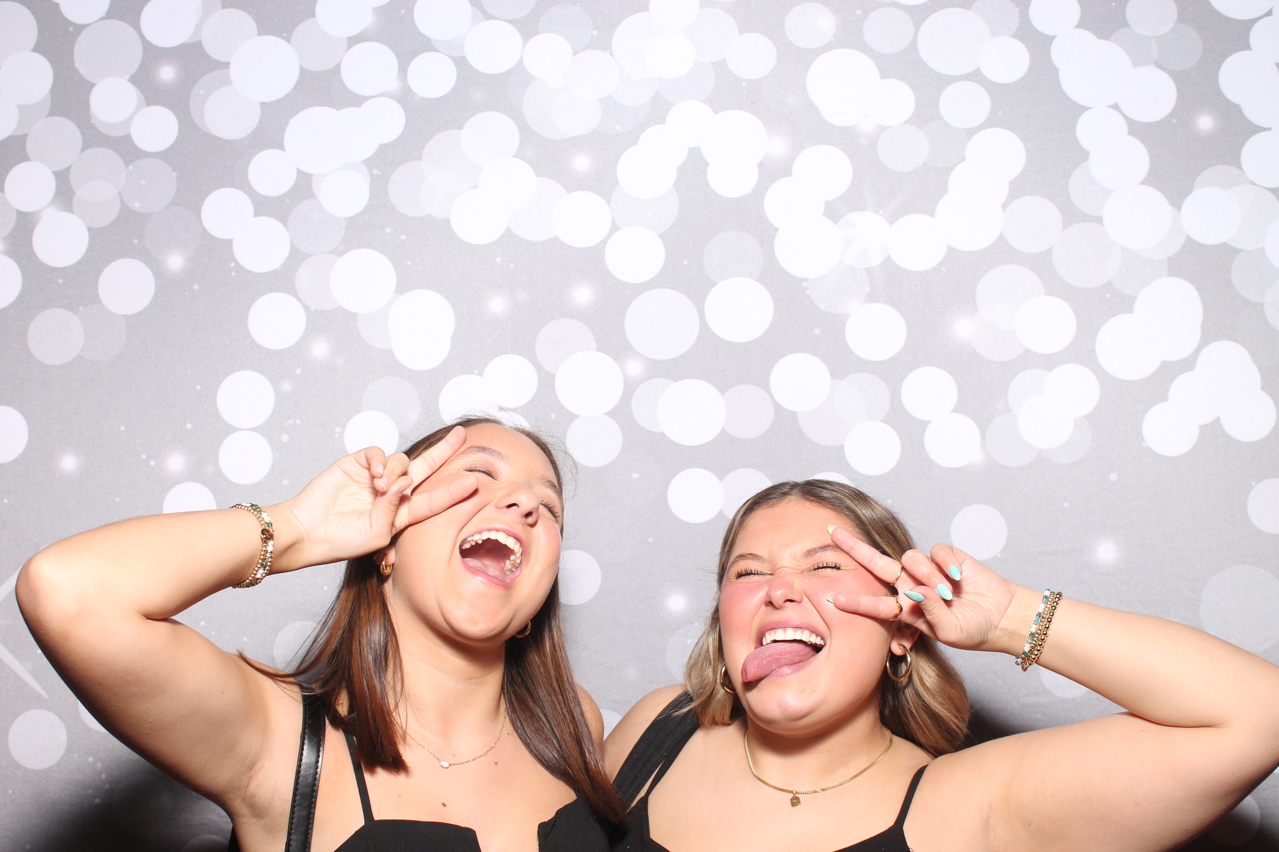 Zeta Tau Alpha Formal | View more photos from the event at gallery.photoboothcincy.com/u/PhotoBoothCincy/Zeta-Tau-Alpha-Formal