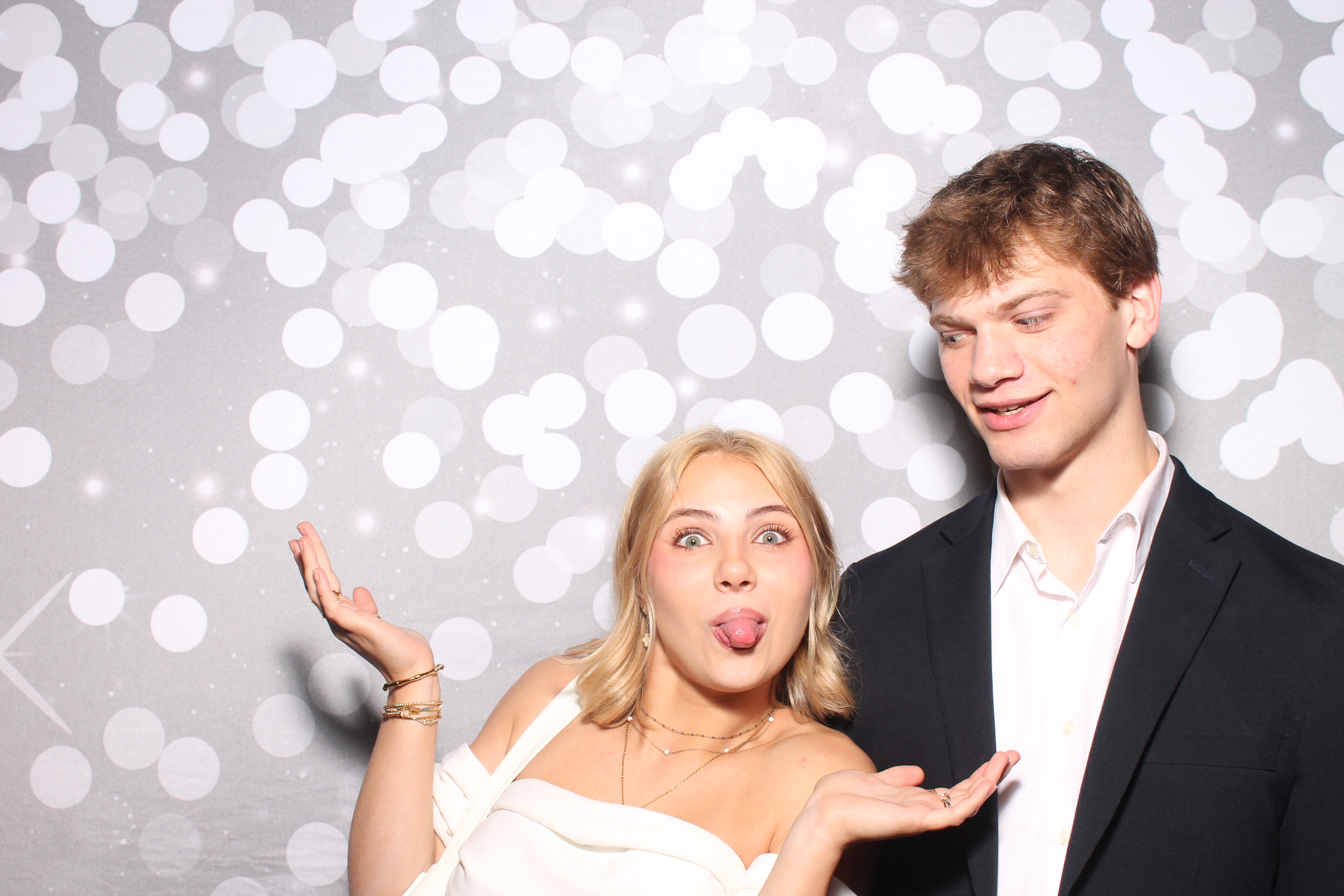 Zeta Tau Alpha Formal | View more photos from the event at gallery.photoboothcincy.com/u/PhotoBoothCincy/Zeta-Tau-Alpha-Formal